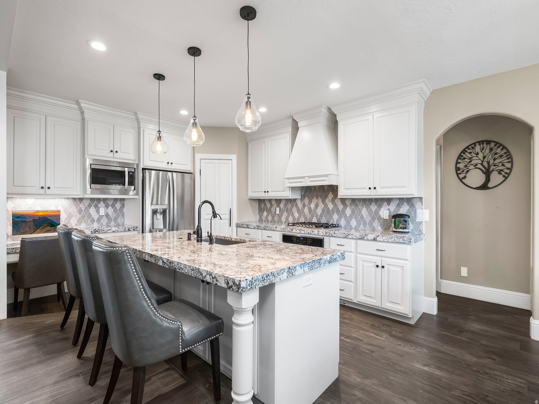 HERITAGE ESTATES AT - Residential