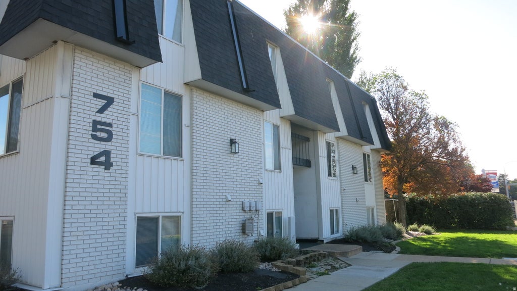 Photo of 754 E 3900 S #23, Millcreek, UT 84107 (MLS # 2186529)