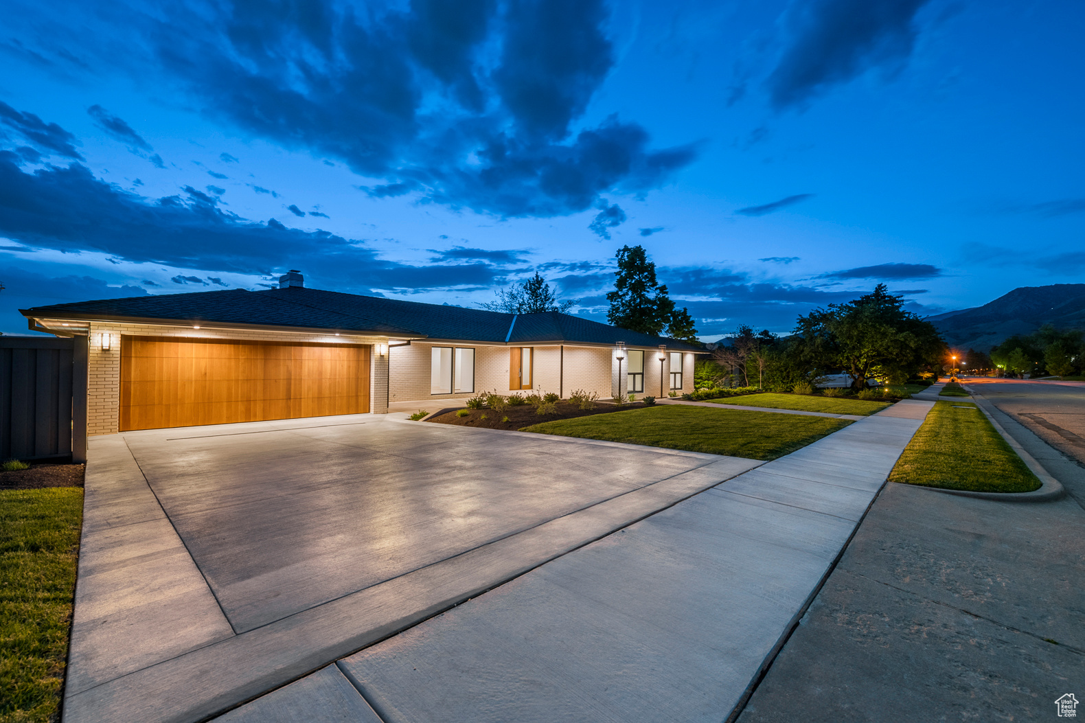 1498 S Roxbury Rd, Salt Lake City, Utah image 2