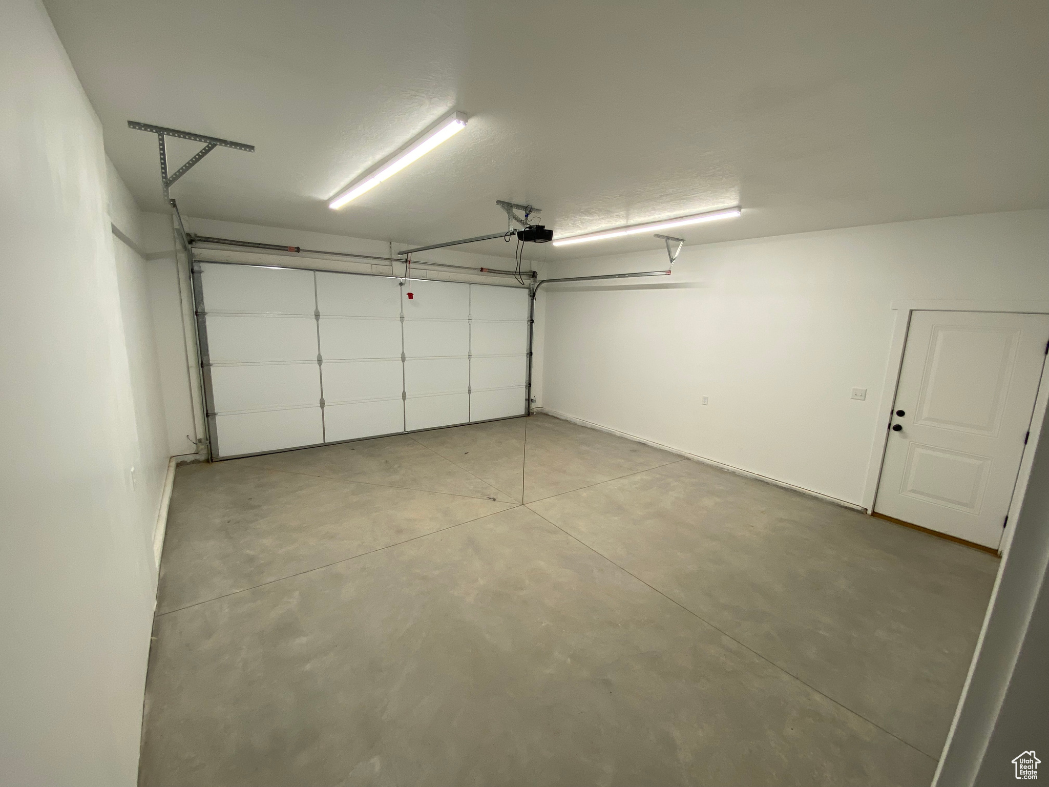 ROOSEVELT FIELDS - Residential