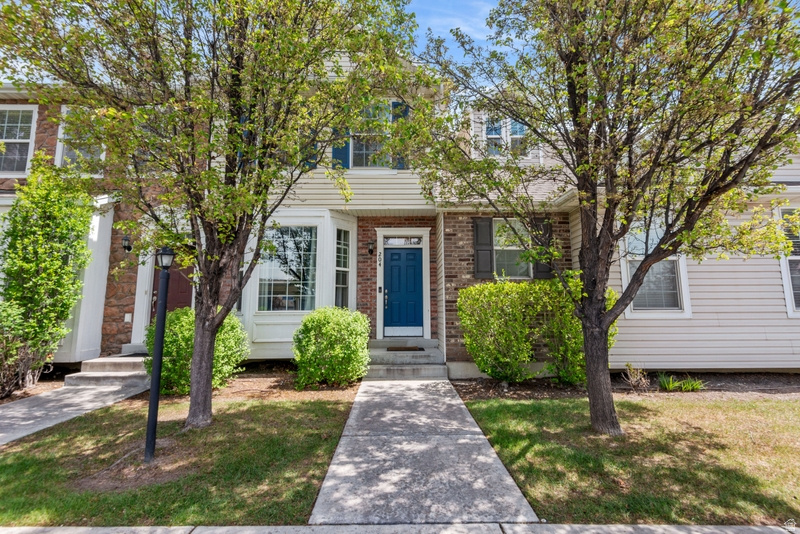 LIBERTY PLACE - Residential