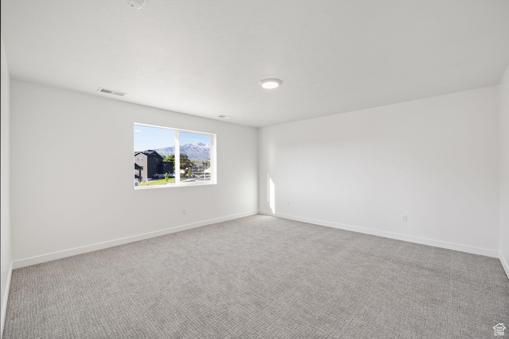 FREEDOM VIEW COVE - Residential