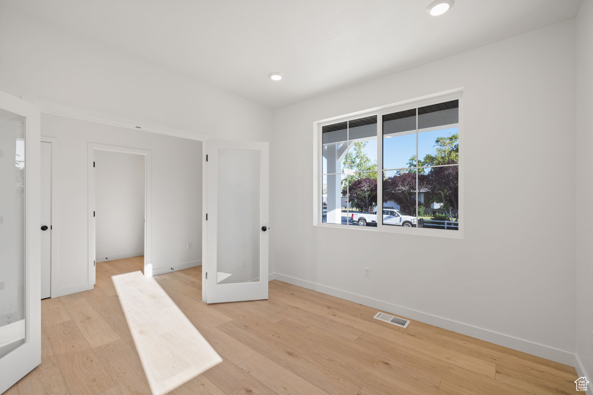 FREEDOM VIEW COVE - Residential