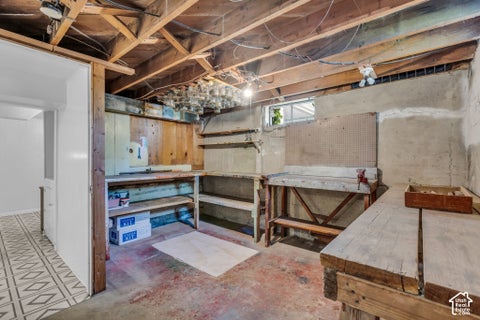 Tiny photo for 2552 E 2100 S, Salt Lake City, UT 84109 (MLS # 2192732)