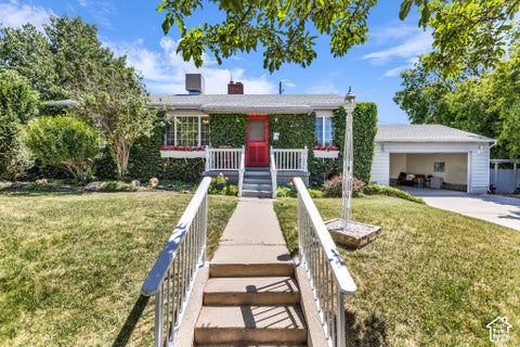 Tiny photo for 2552 E 2100 S, Salt Lake City, UT 84109 (MLS # 2192732)