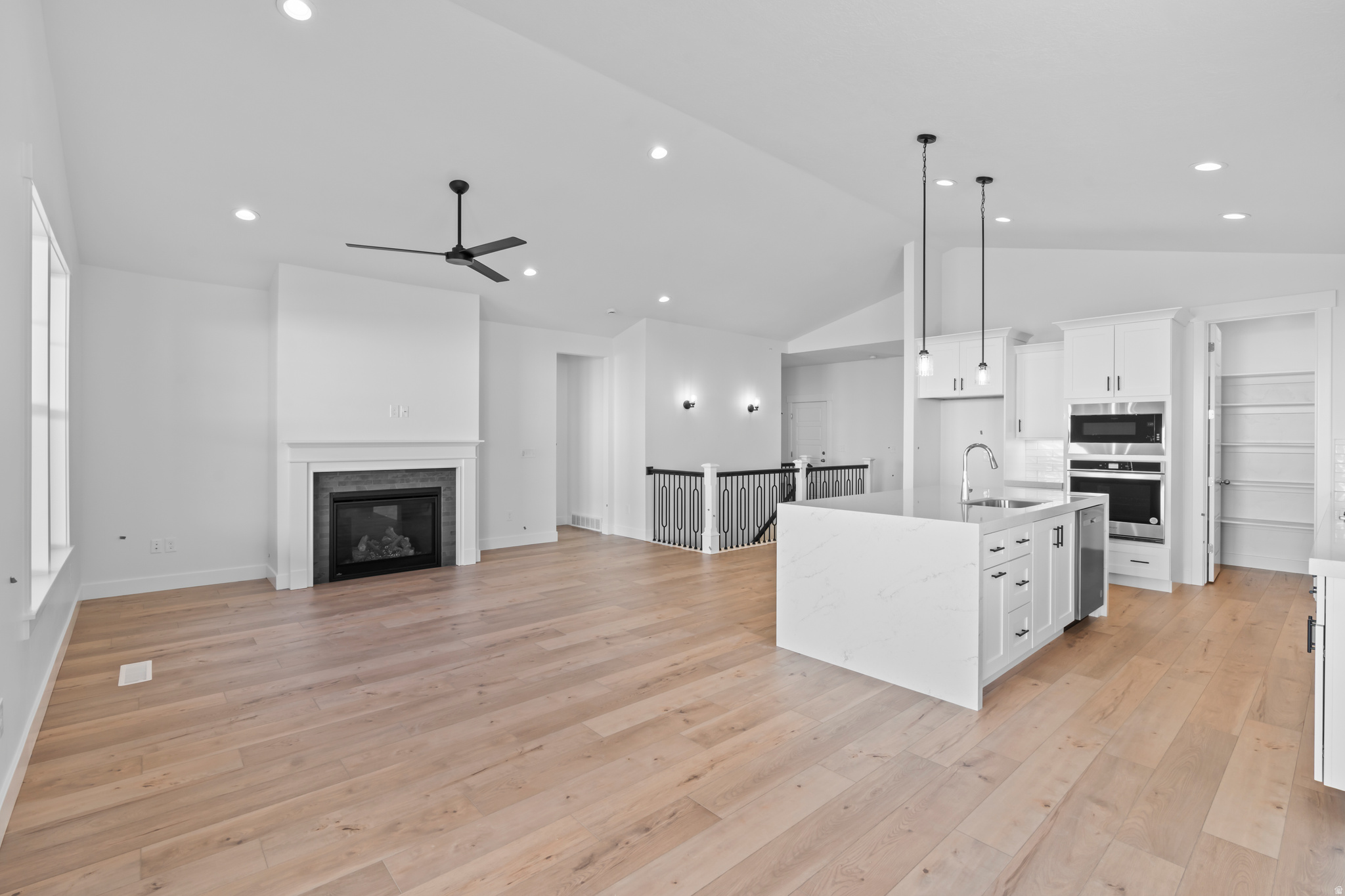 MEADOWS - Residential