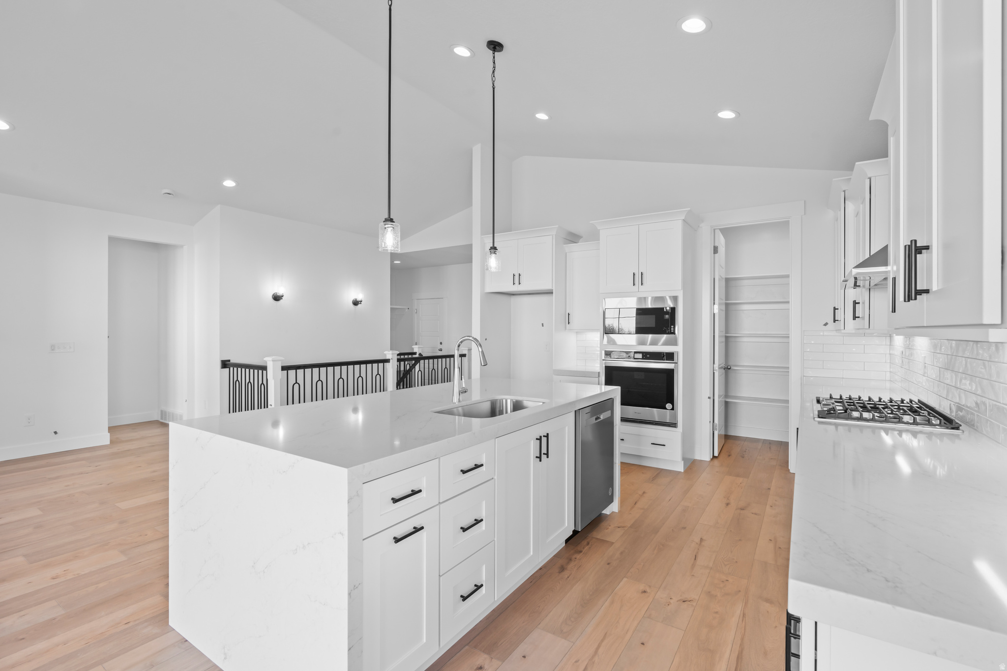 MEADOWS - Residential