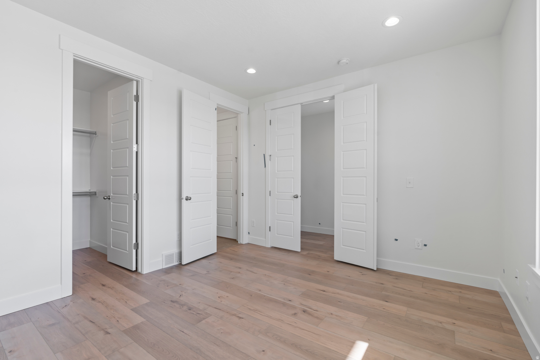 MEADOWS - Residential