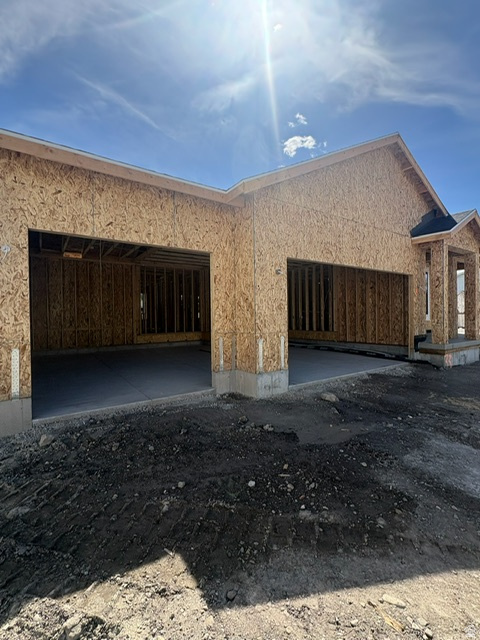 MEADOWS - Residential