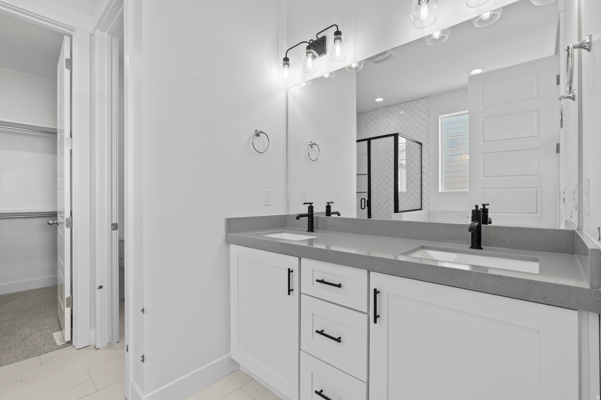 MEADOWS - Residential