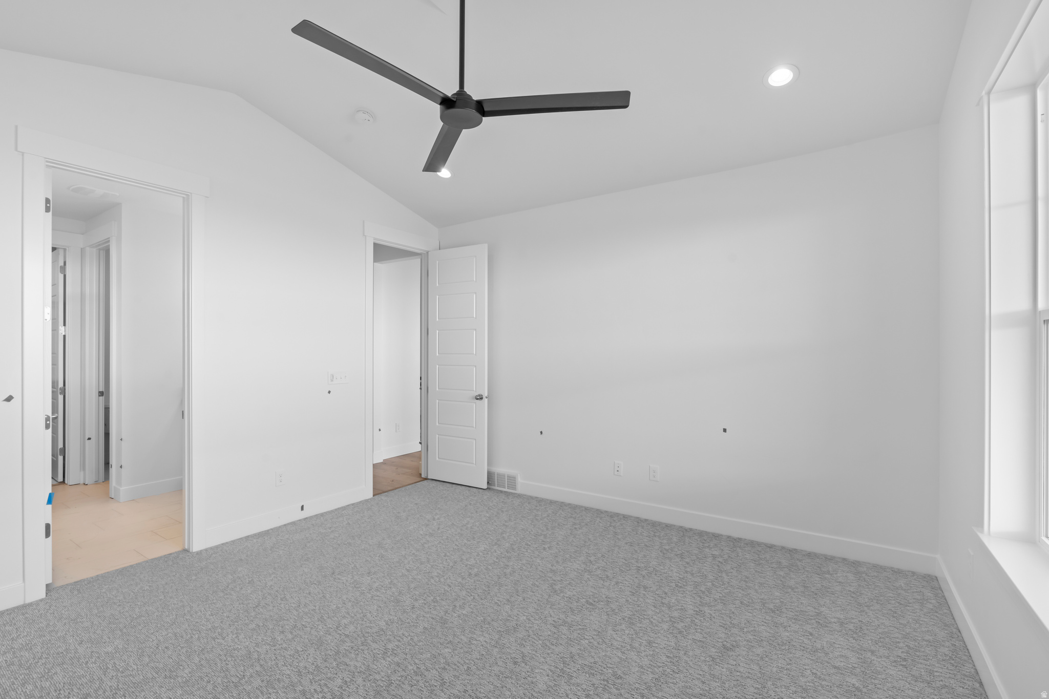 MEADOWS - Residential