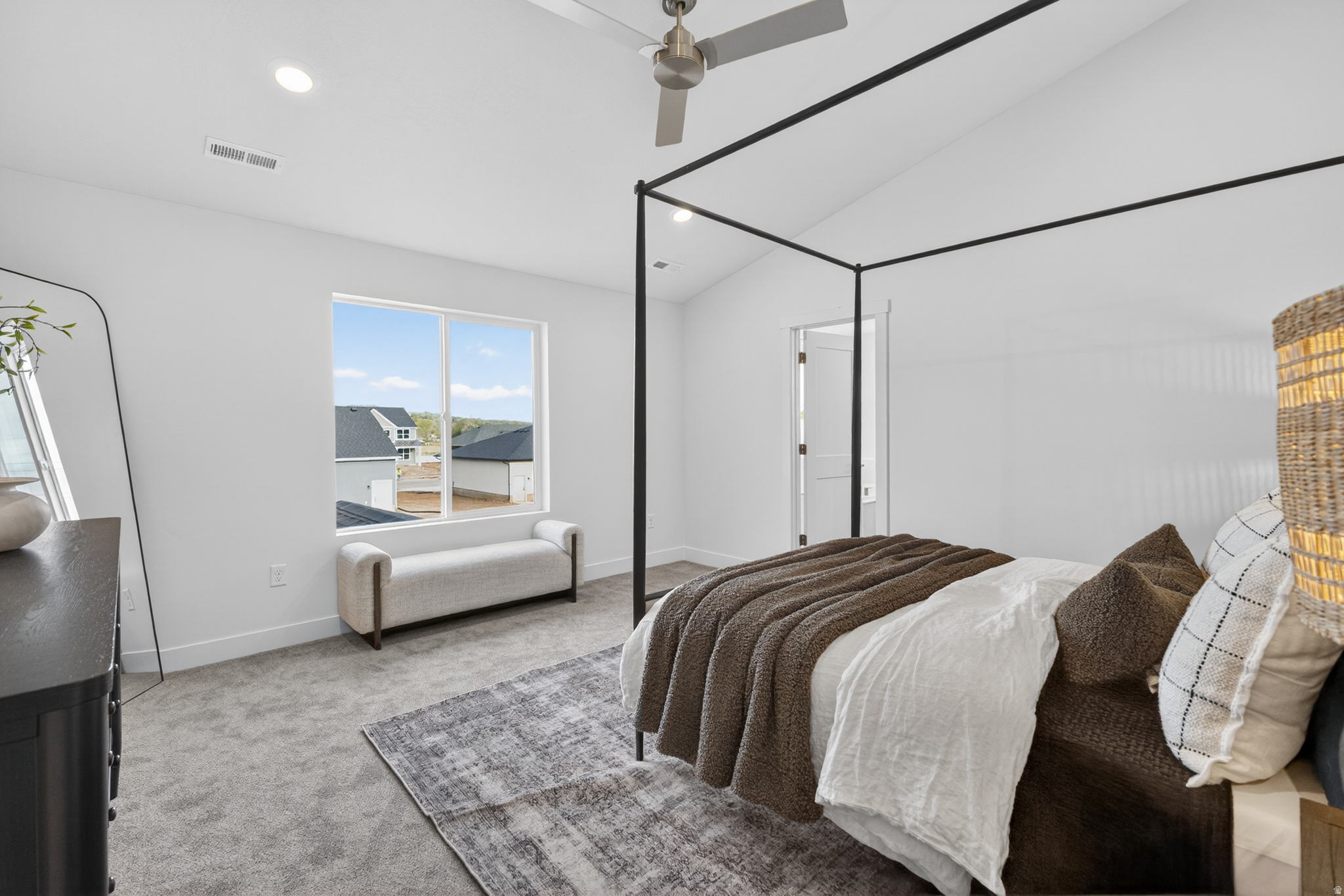 RIVERWOOD - Residential