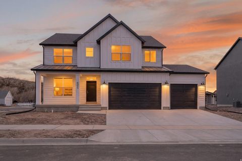 Tiny photo for 6399 S RAY DR #102, South Weber, UT 84405 (MLS # 2143220)