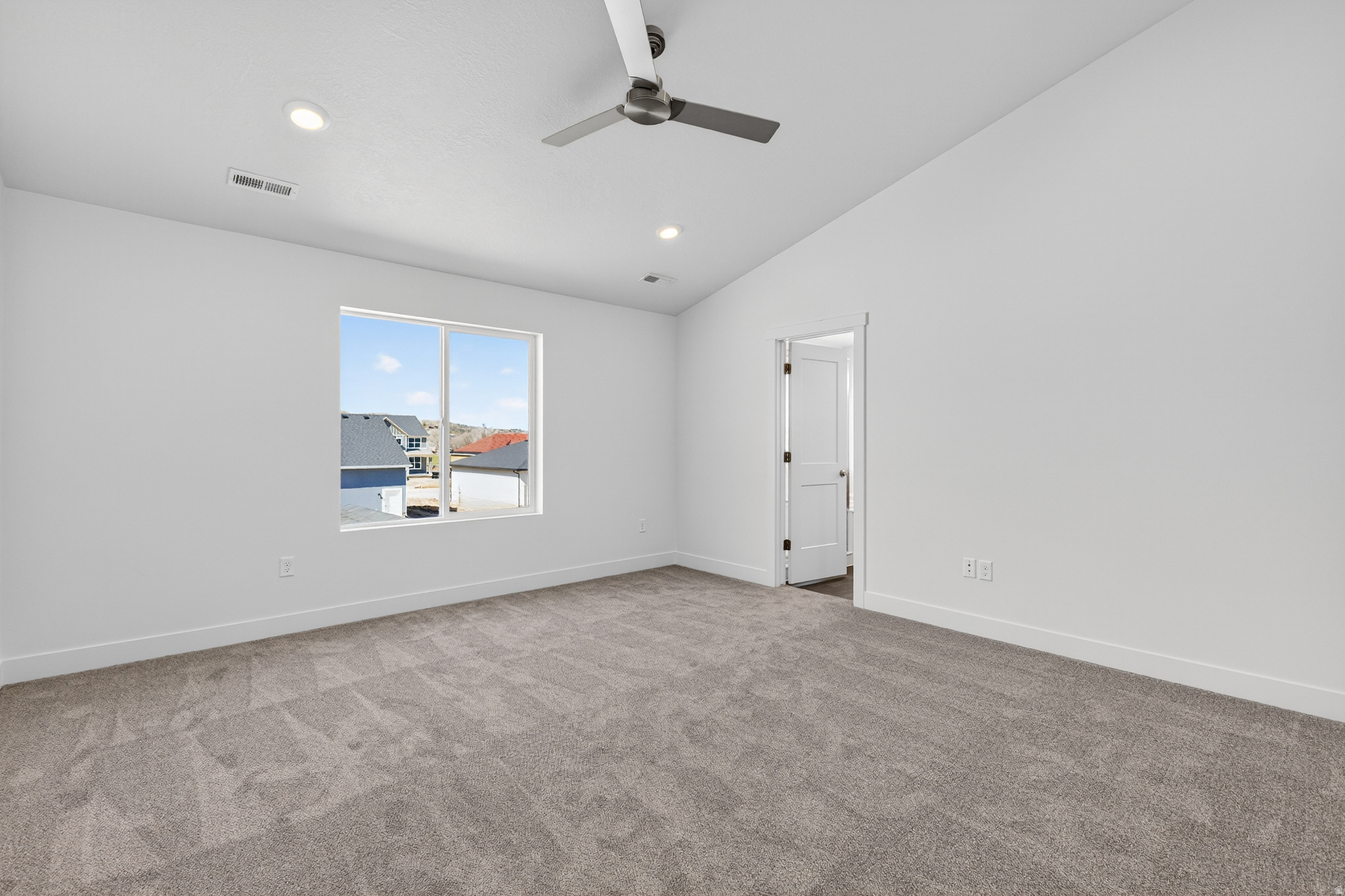 RIVERWOOD - Residential