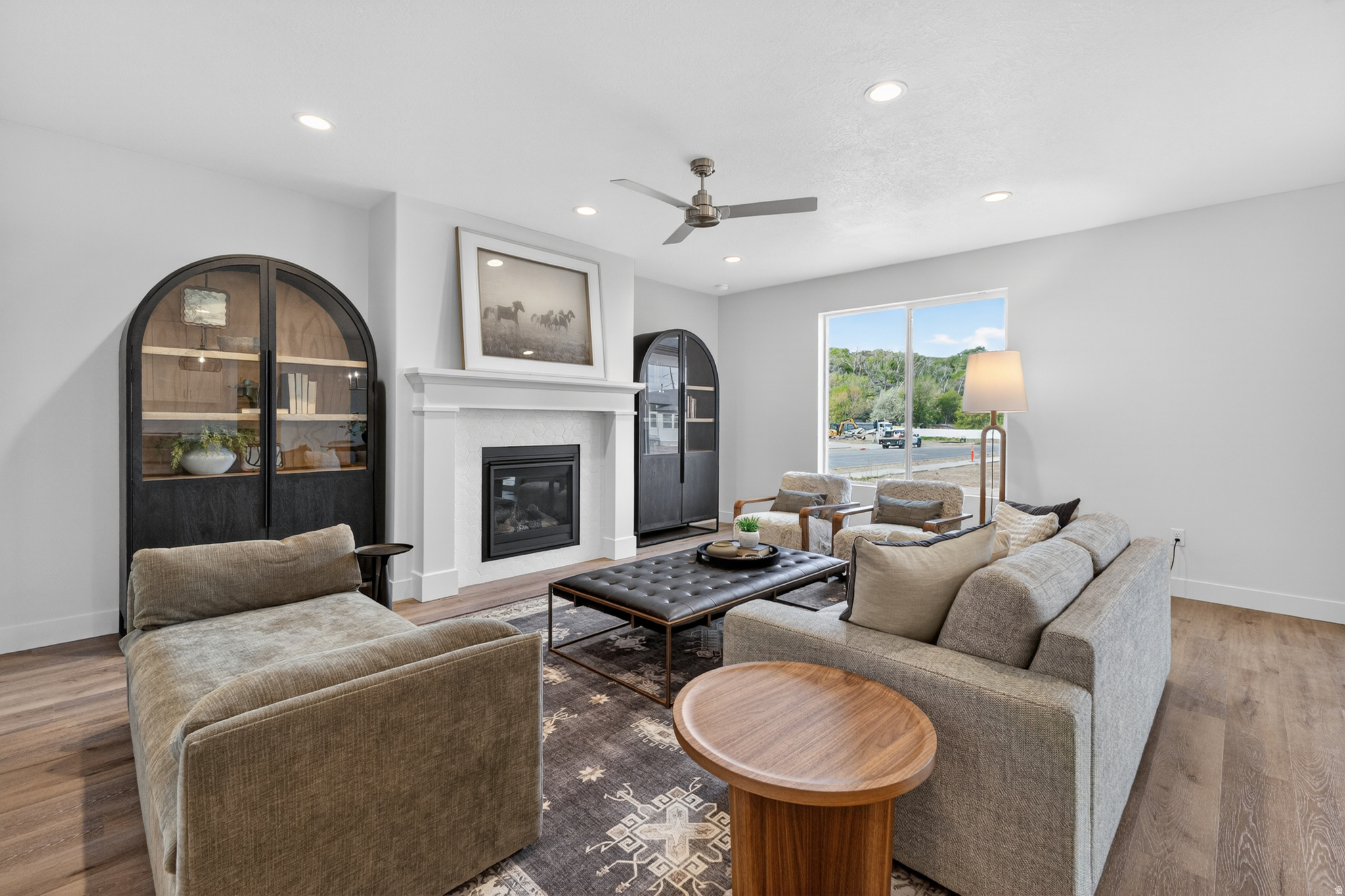RIVERWOOD - Residential