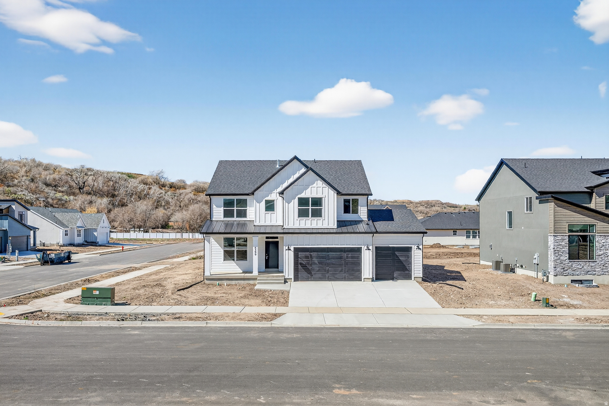 RIVERWOOD - Residential