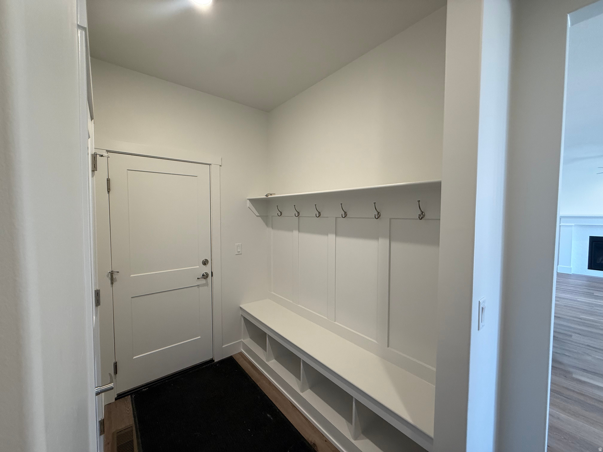 RIVERWOOD - Residential