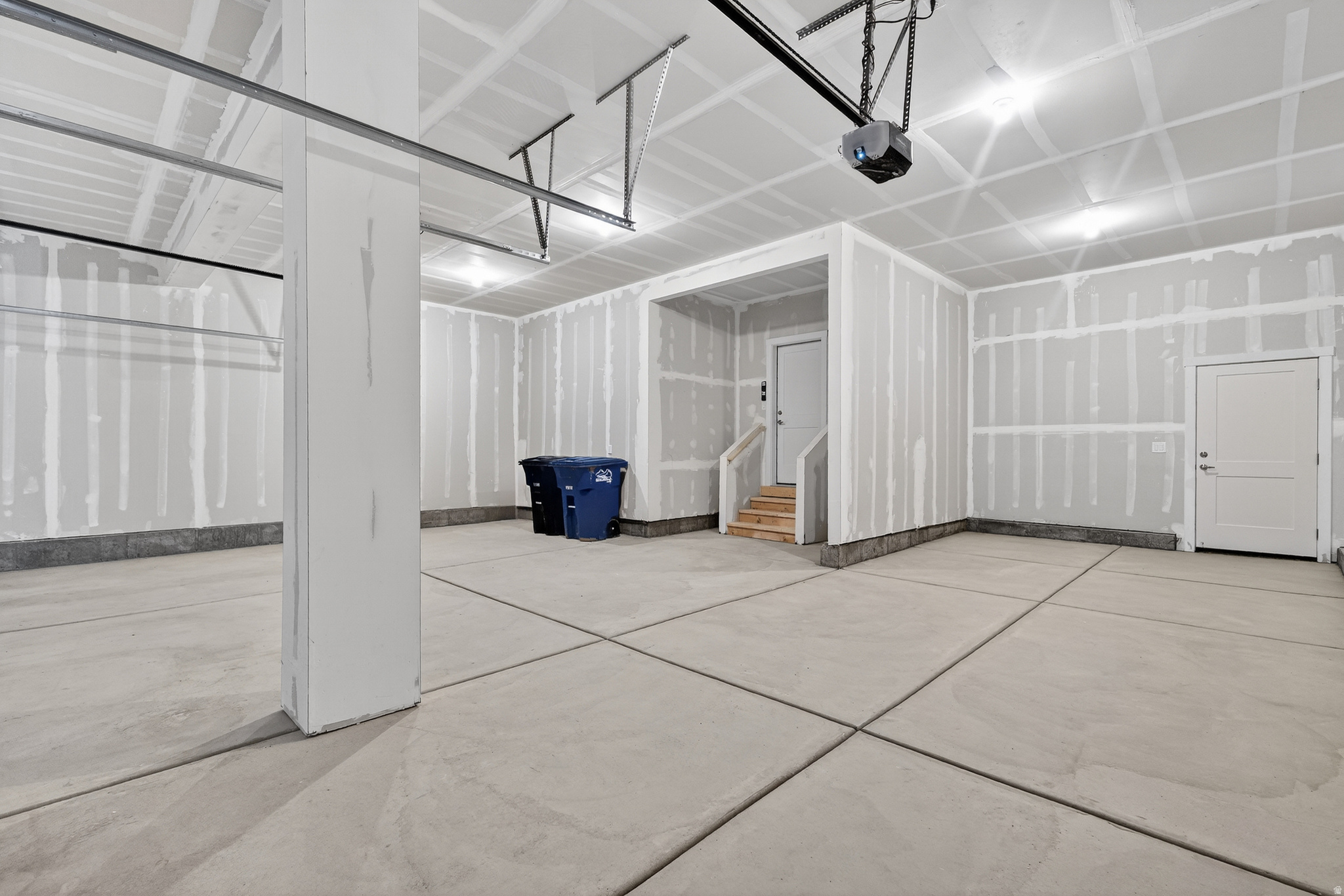 RIVERWOOD - Residential