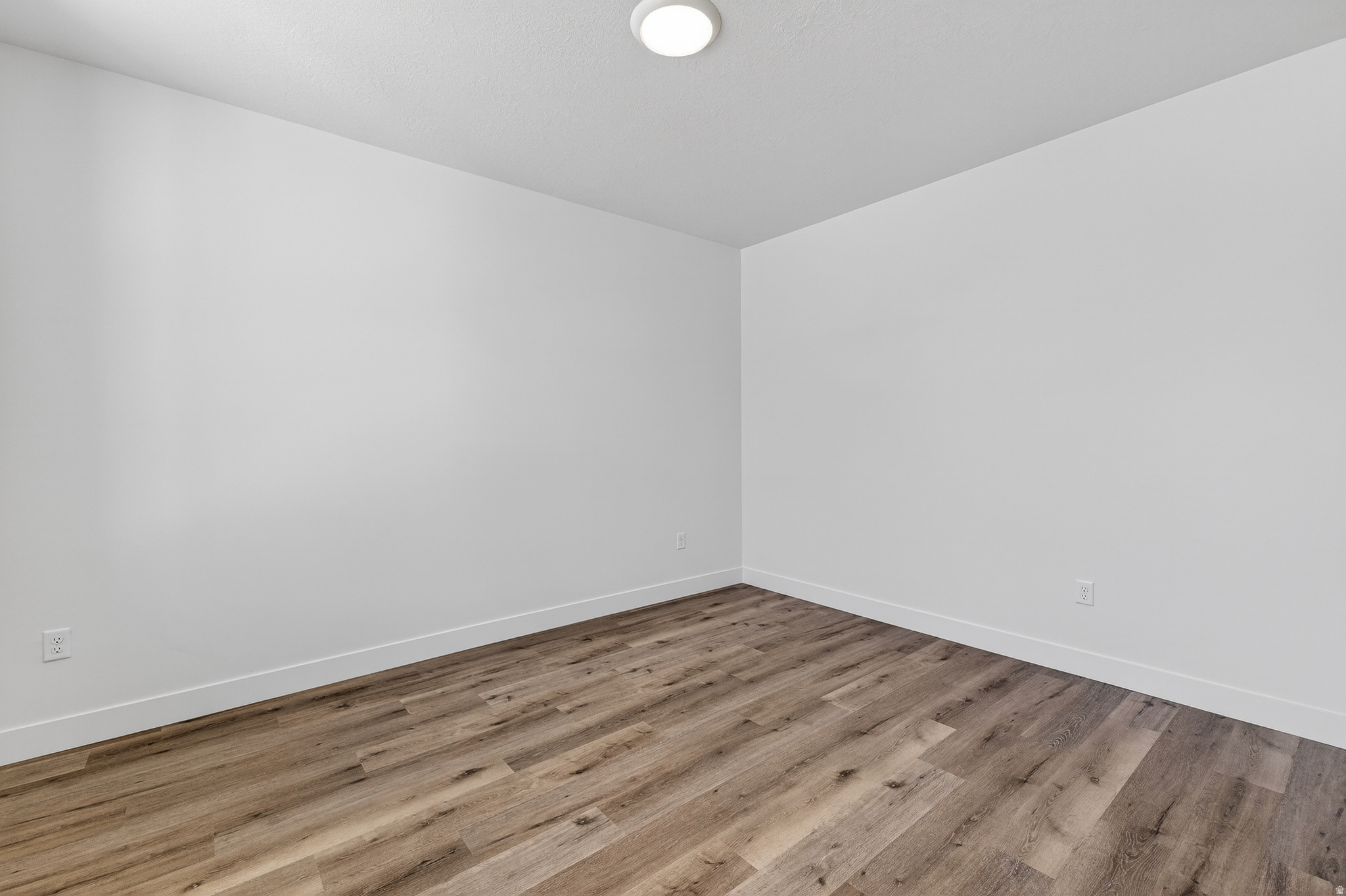 RIVERWOOD - Residential