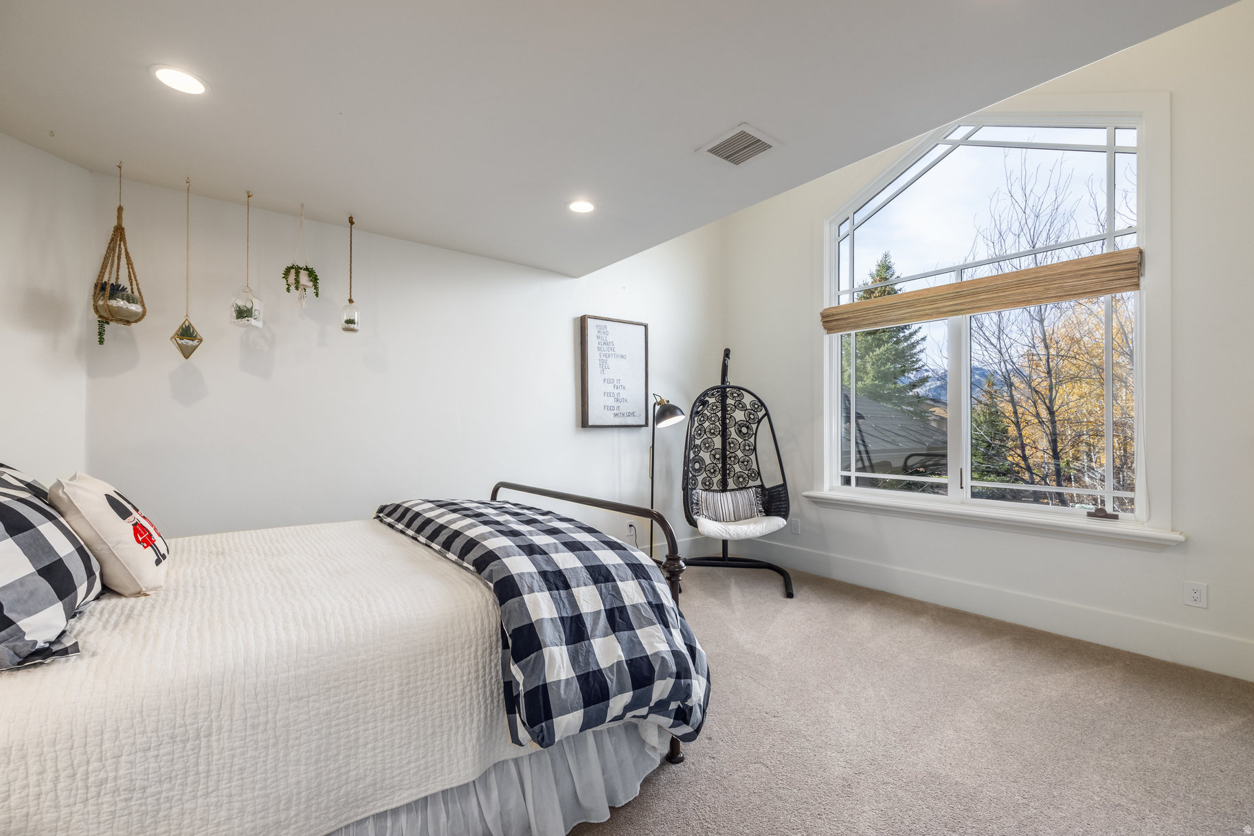 MOUNTAIN RANCH ESTATES - Residential