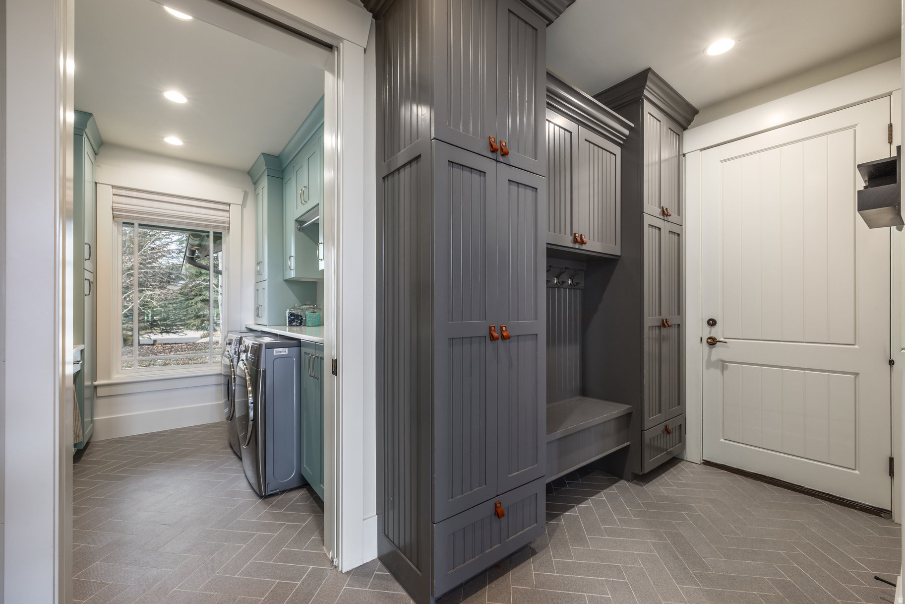 MOUNTAIN RANCH ESTATES - Residential