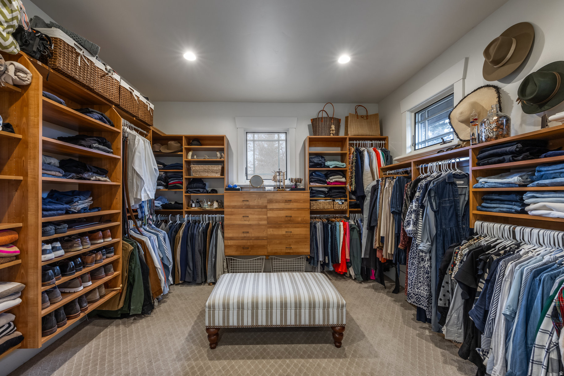 MOUNTAIN RANCH ESTATES - Residential