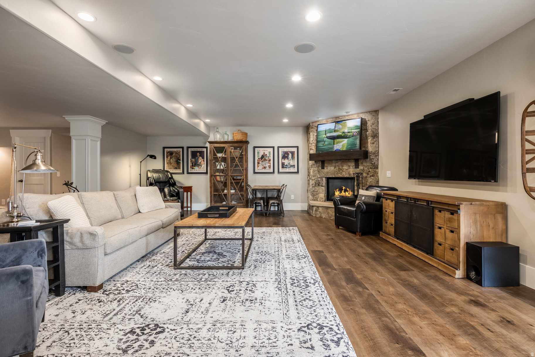 MOUNTAIN RANCH ESTATES - Residential