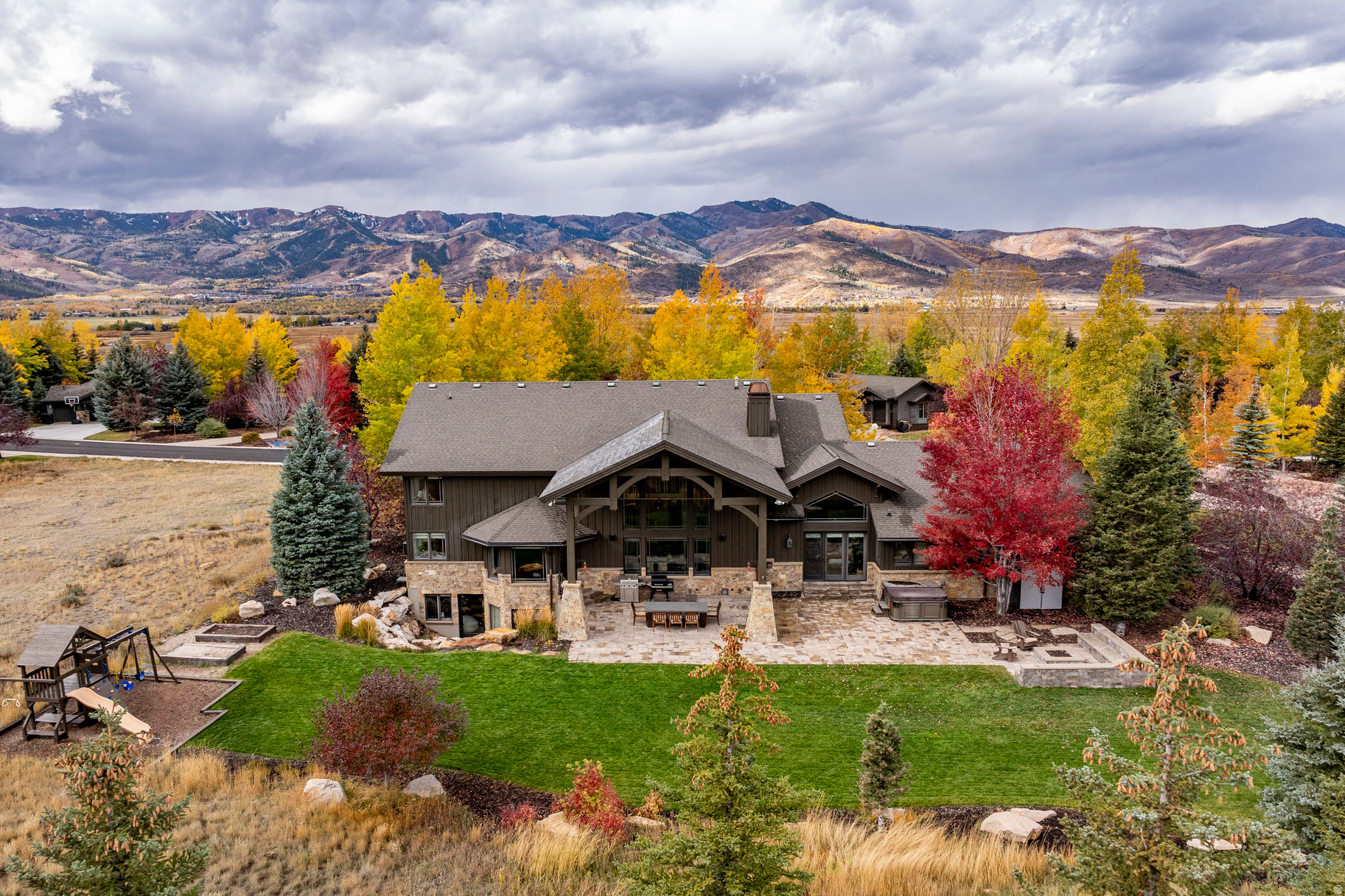 MOUNTAIN RANCH ESTATES - Residential