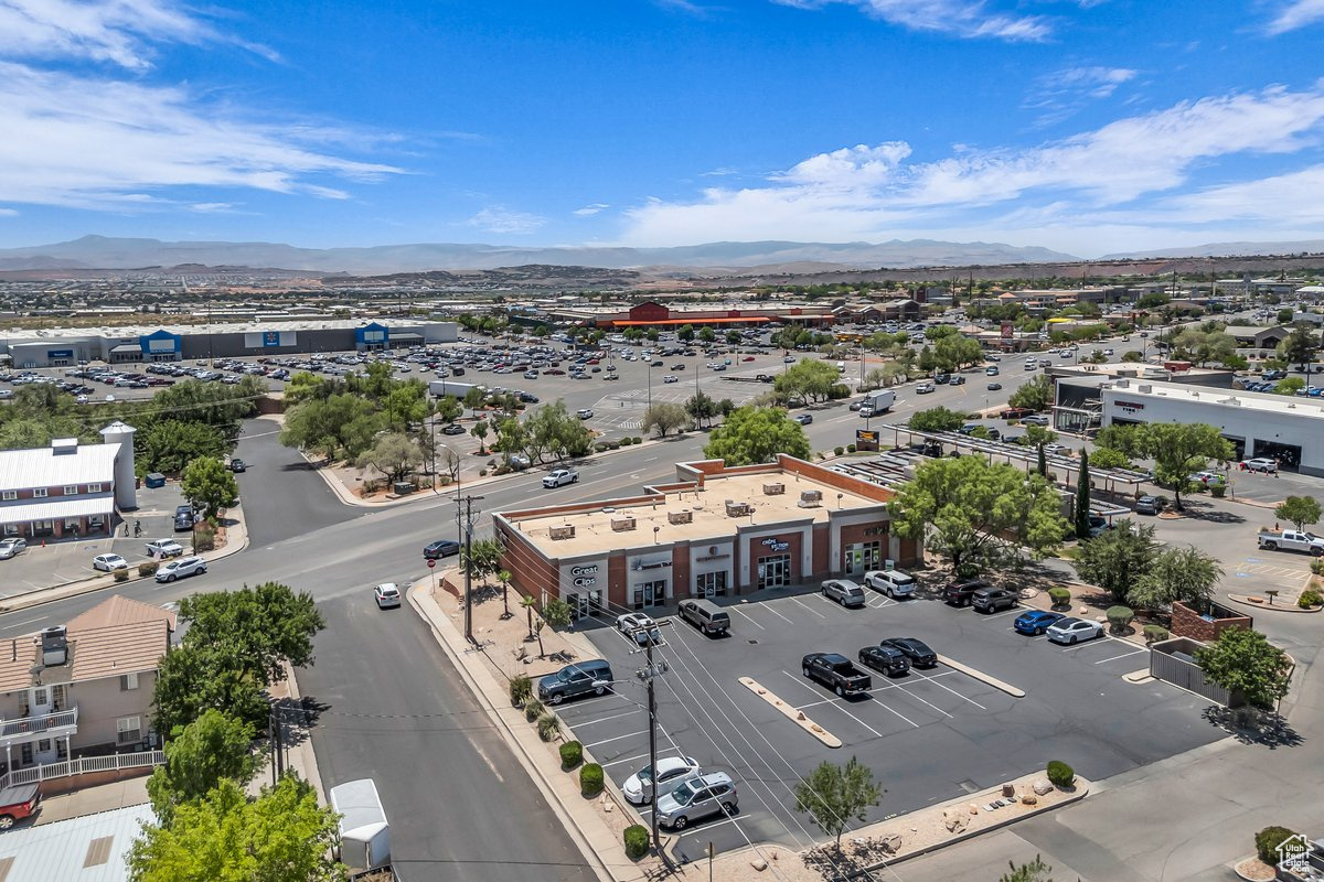 SANDALE AMD - Commercial Lease