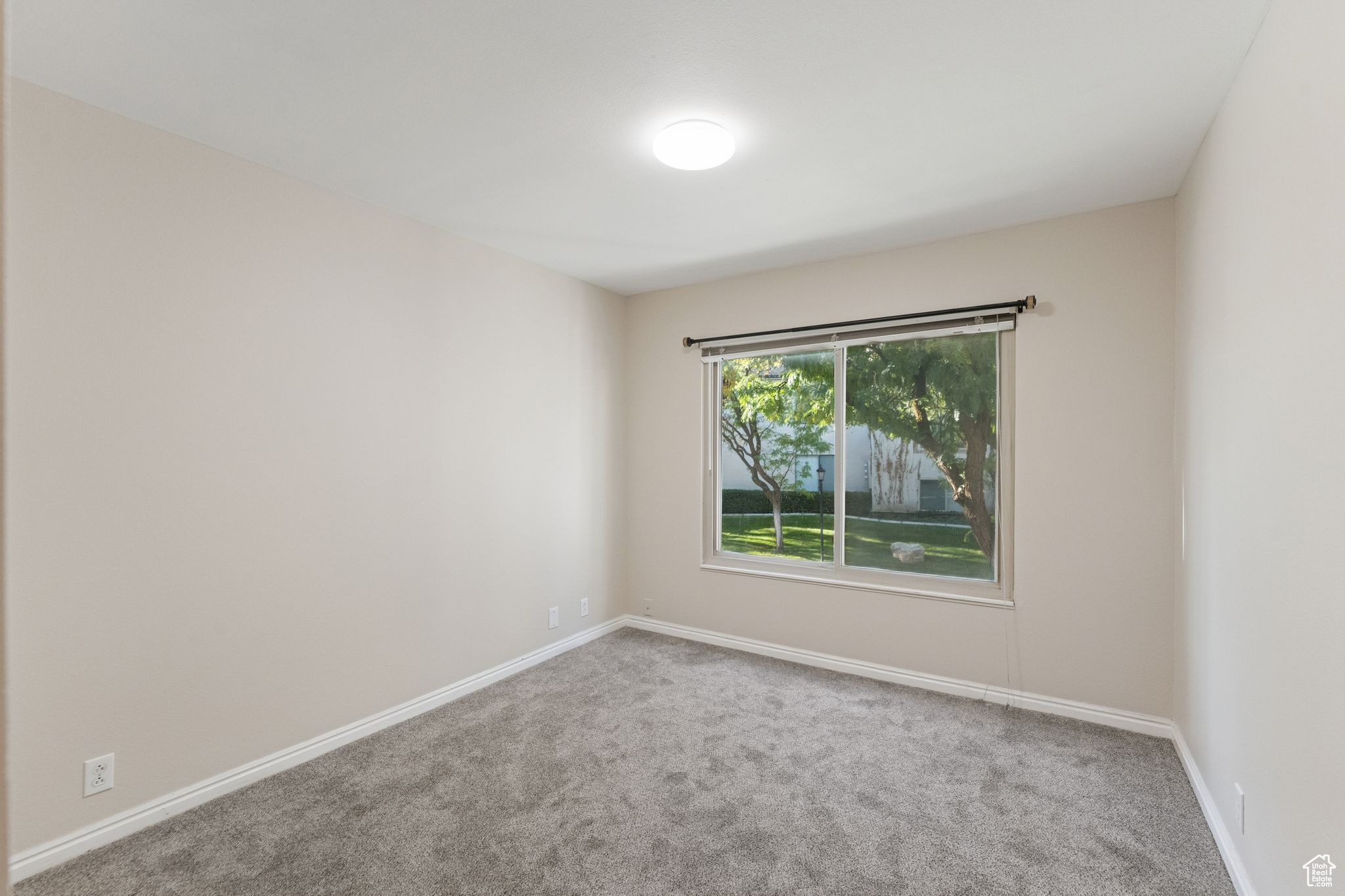 HILL CREEK CONDOS - Residential