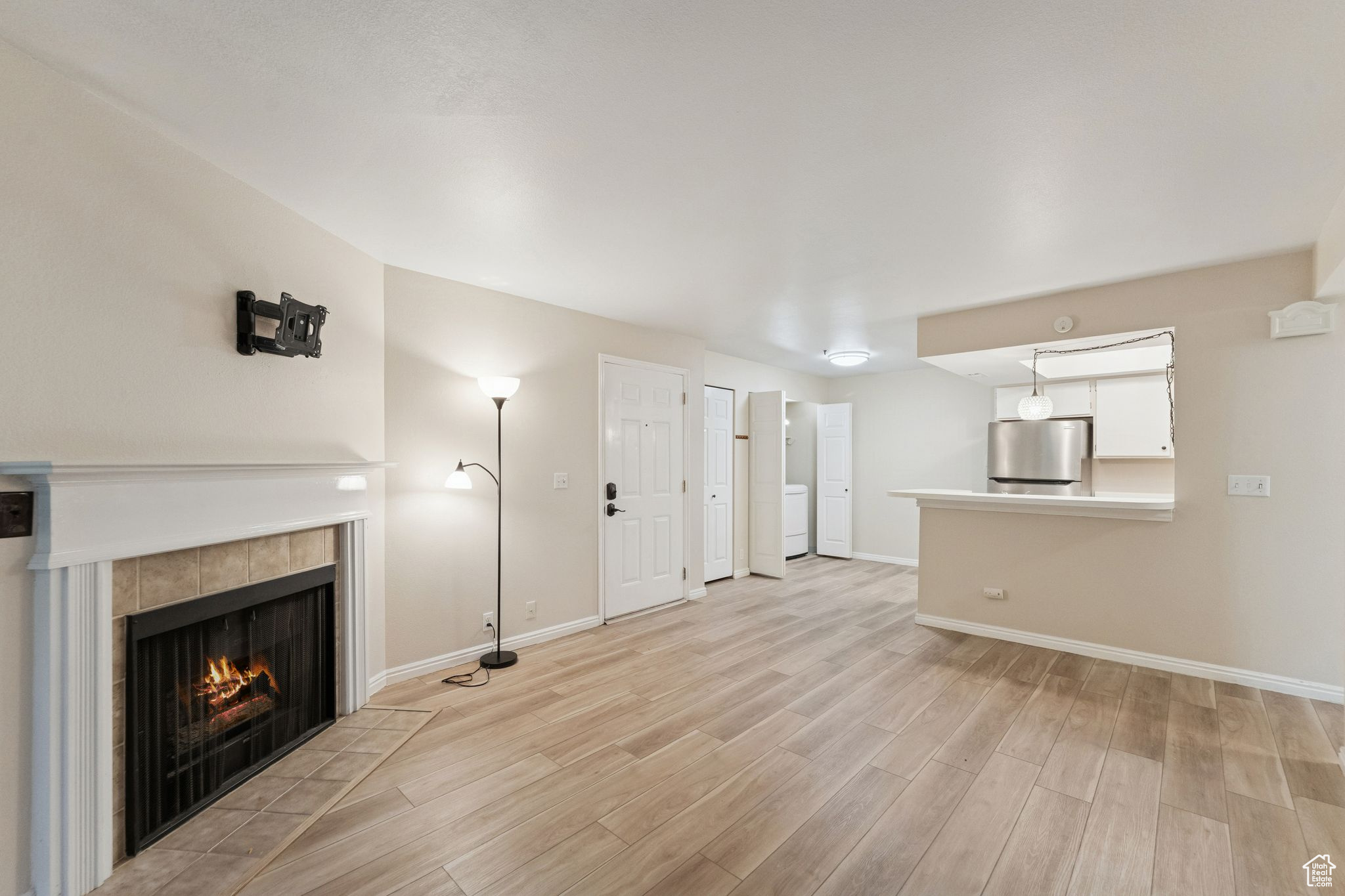 HILL CREEK CONDOS - Residential
