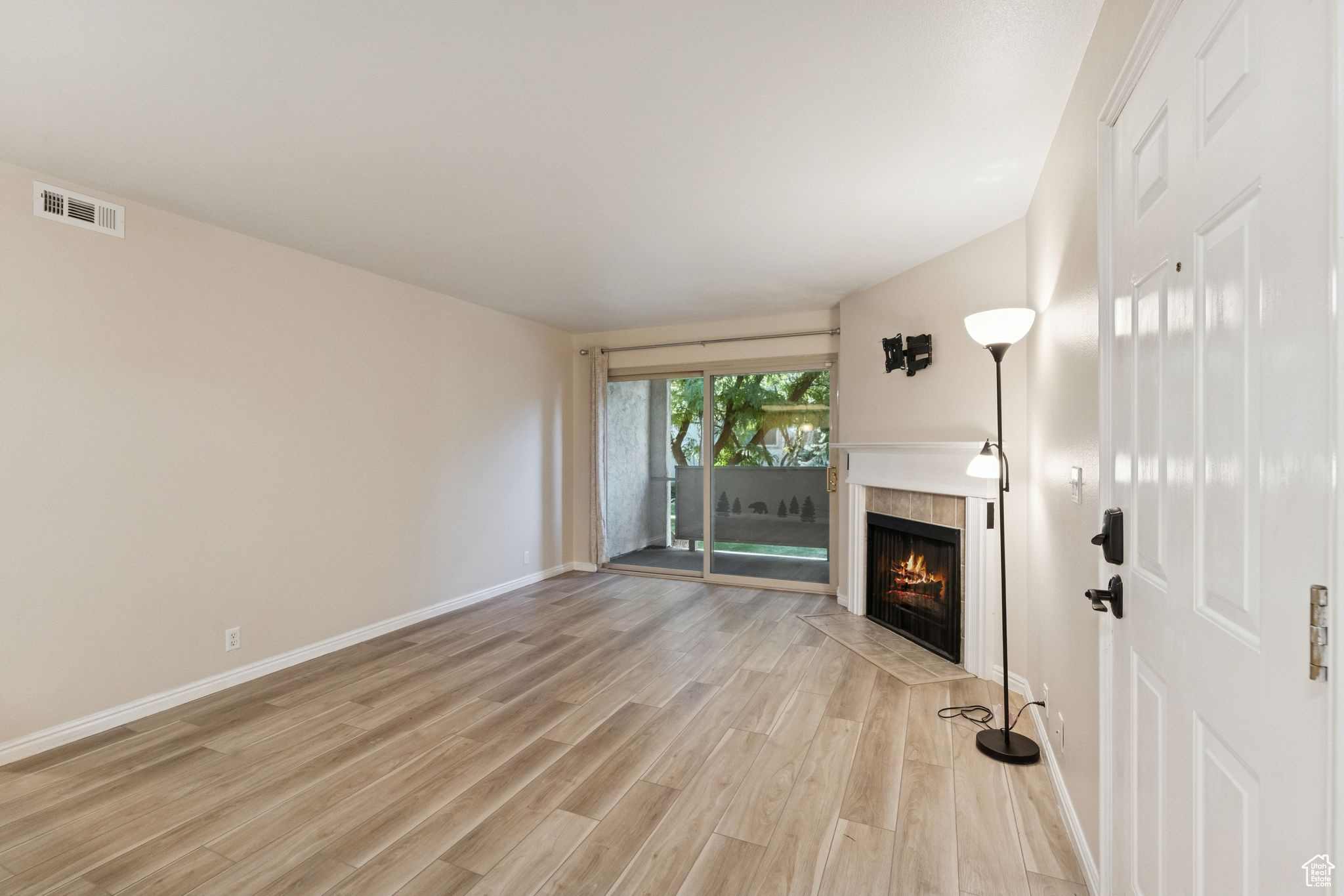 HILL CREEK CONDOS - Residential