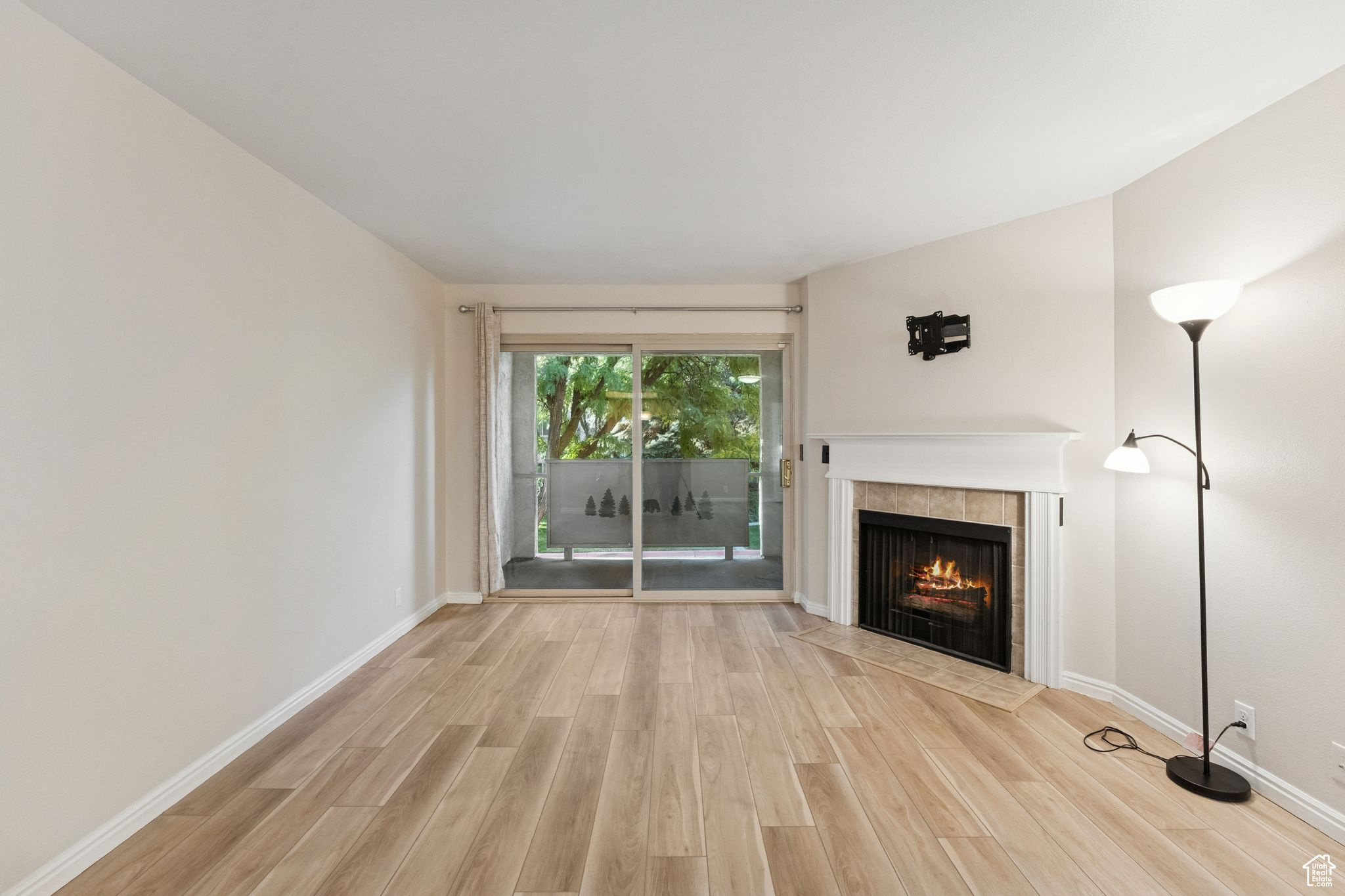 HILL CREEK CONDOS - Residential