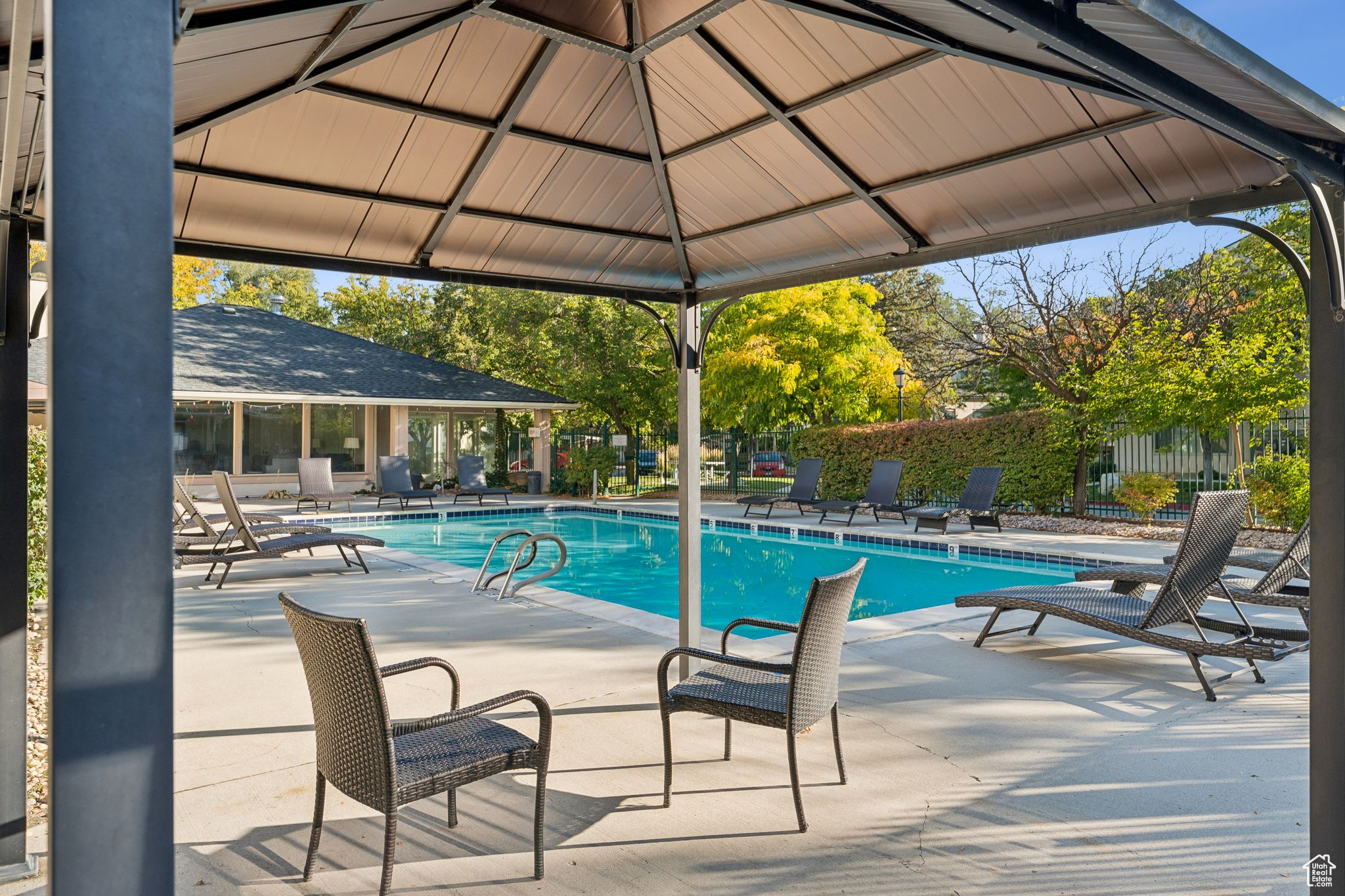 HILL CREEK CONDOS - Residential