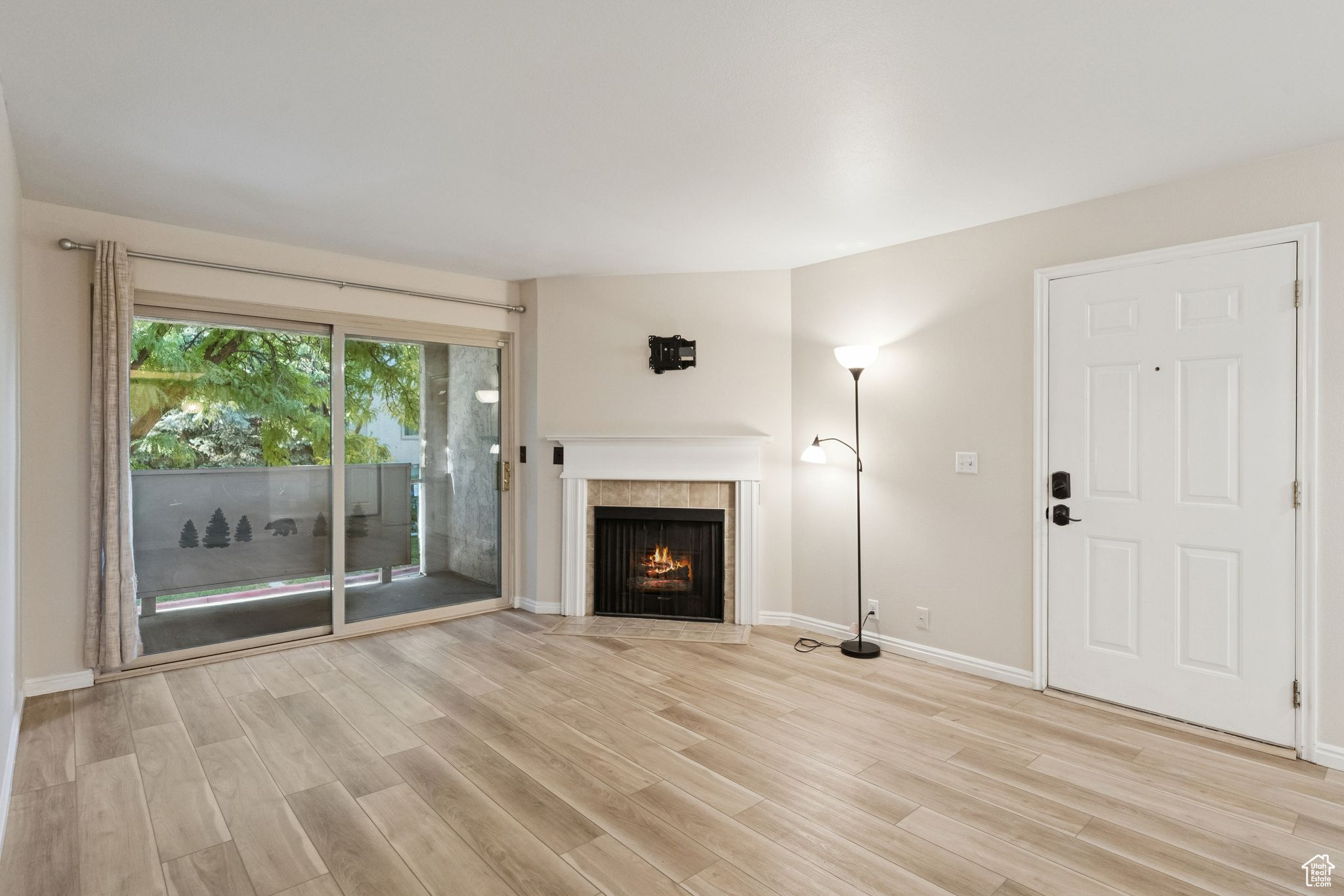 HILL CREEK CONDOS - Residential