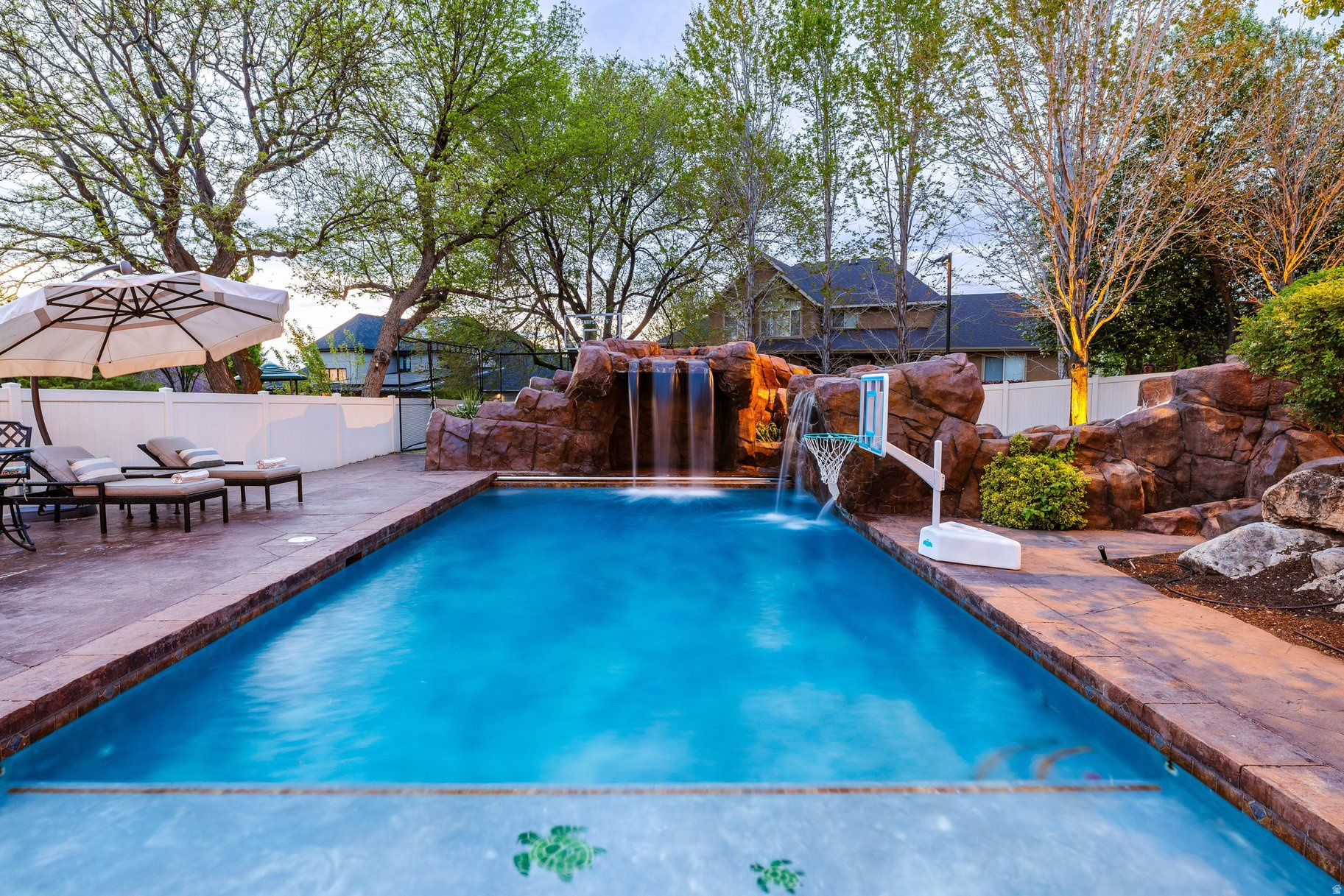 SOMERSET RIDGE - Residential