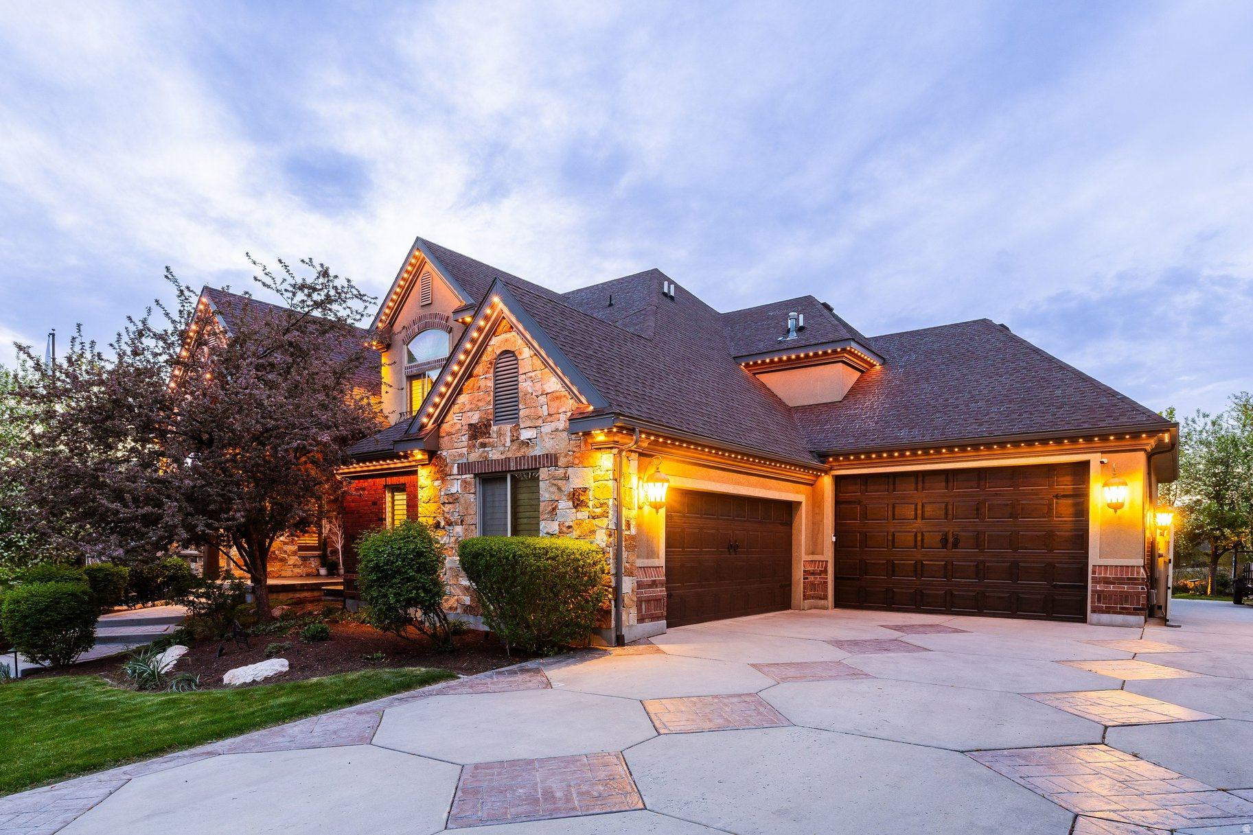 SOMERSET RIDGE - Residential