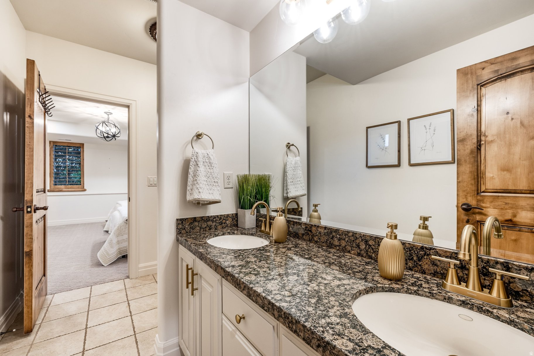 SOMERSET RIDGE - Residential