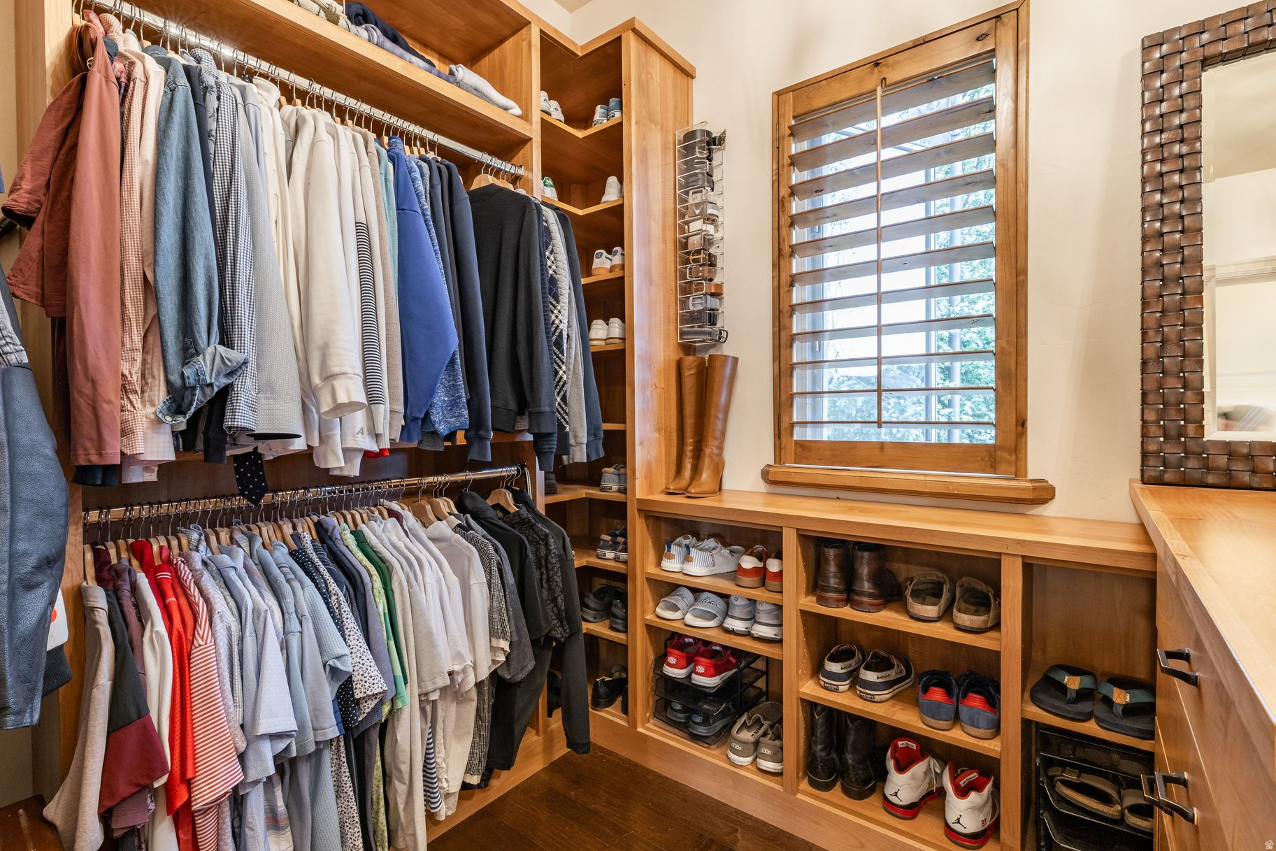 SOMERSET RIDGE - Residential