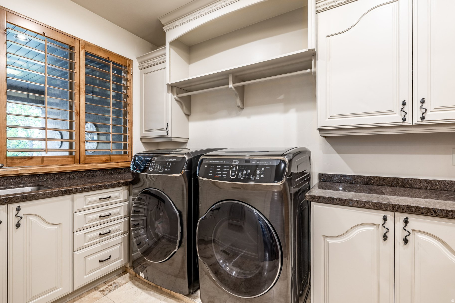 SOMERSET RIDGE - Residential