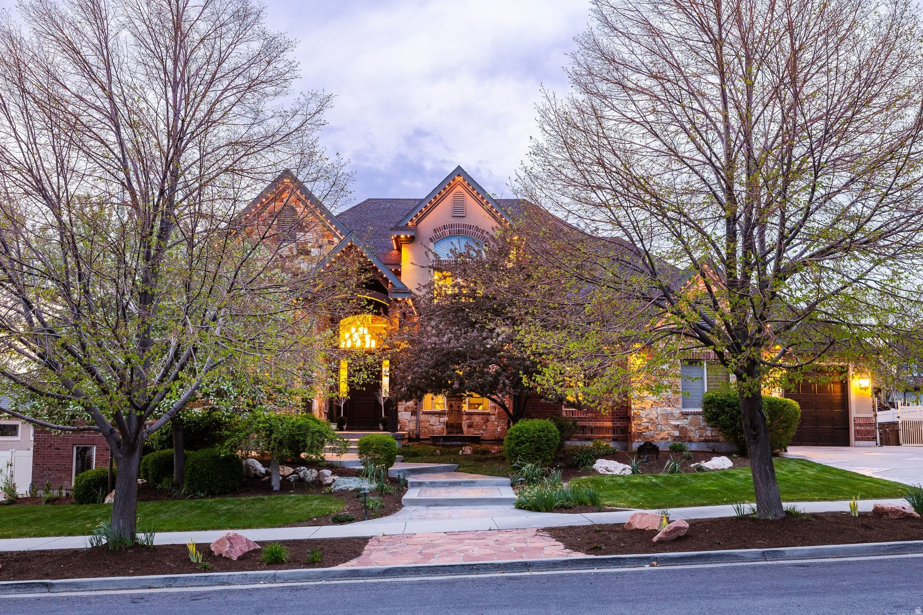 SOMERSET RIDGE - Residential