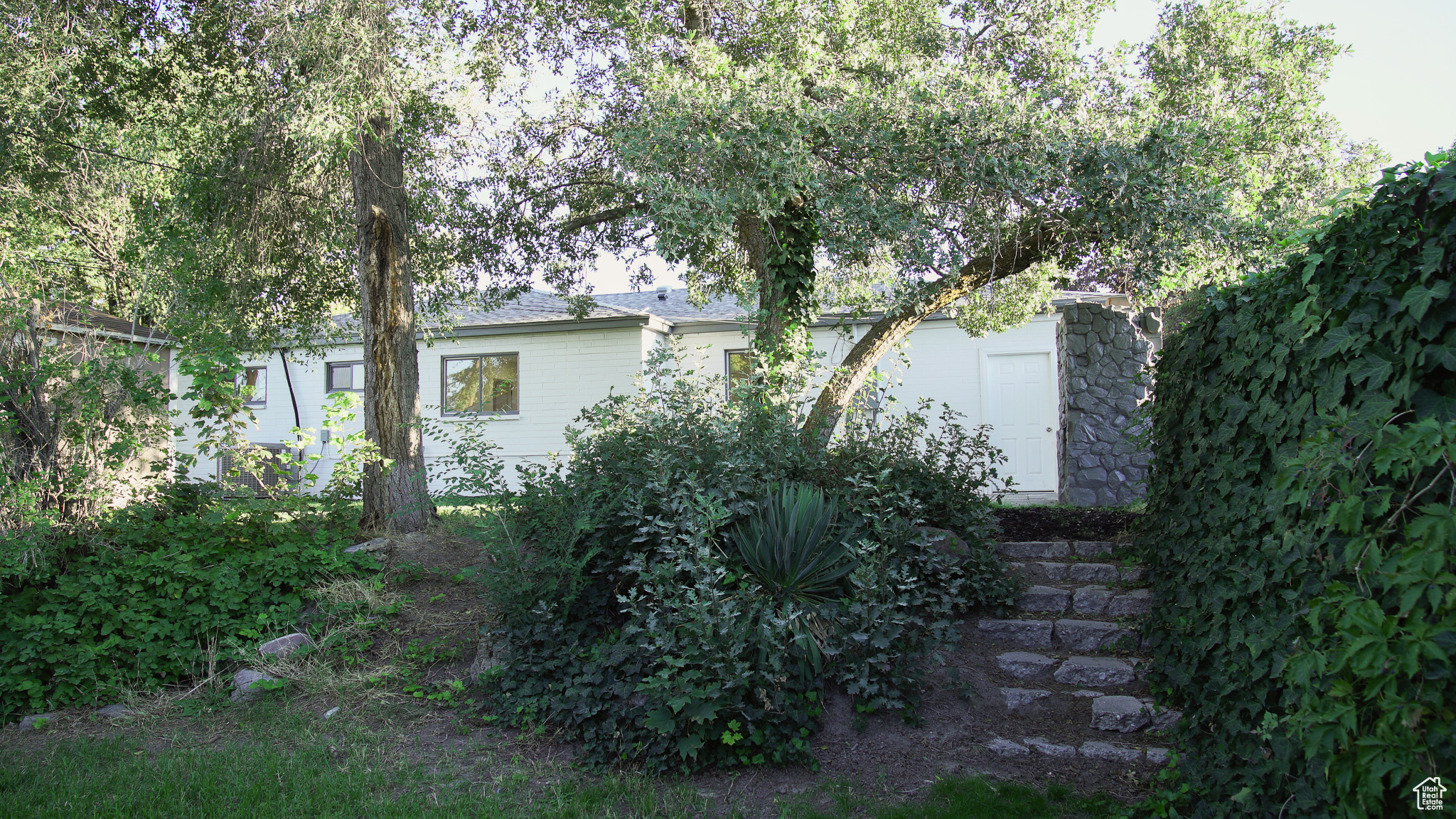 HOFFMAN HEIGHTS - Residential