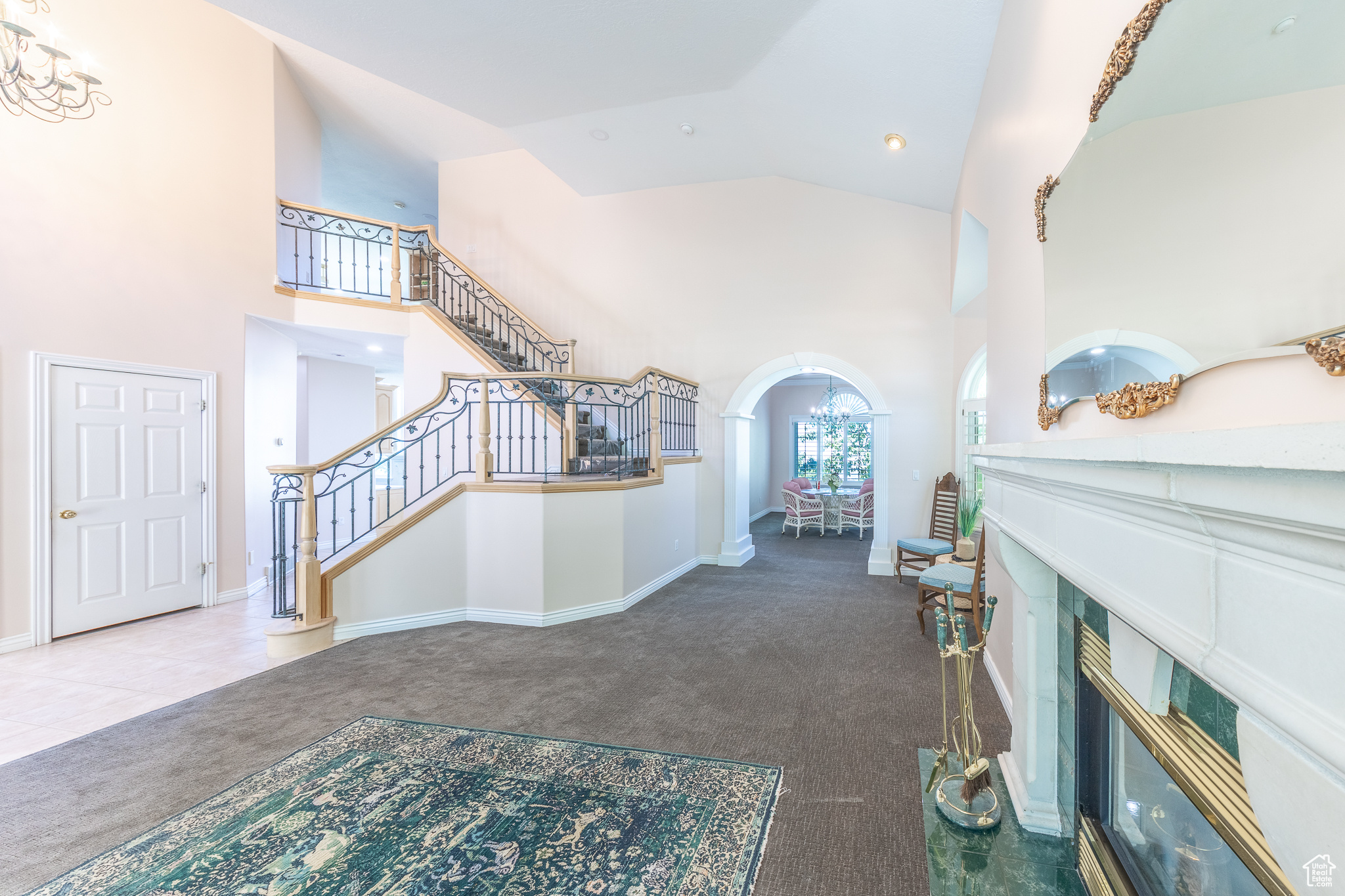 GRANADA HILLS - Residential