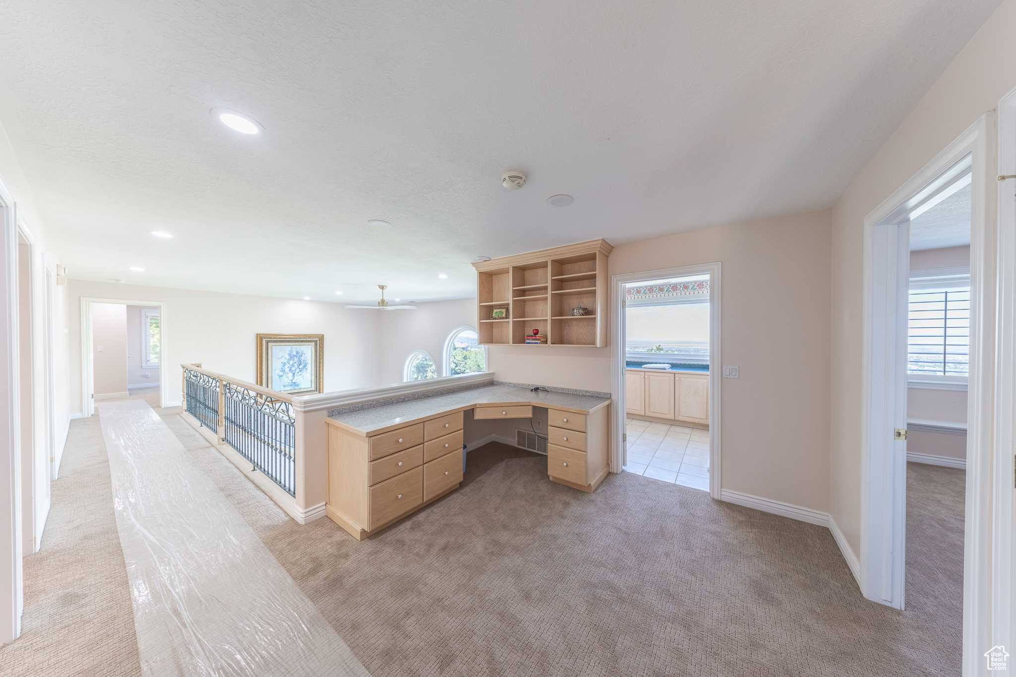 GRANADA HILLS - Residential