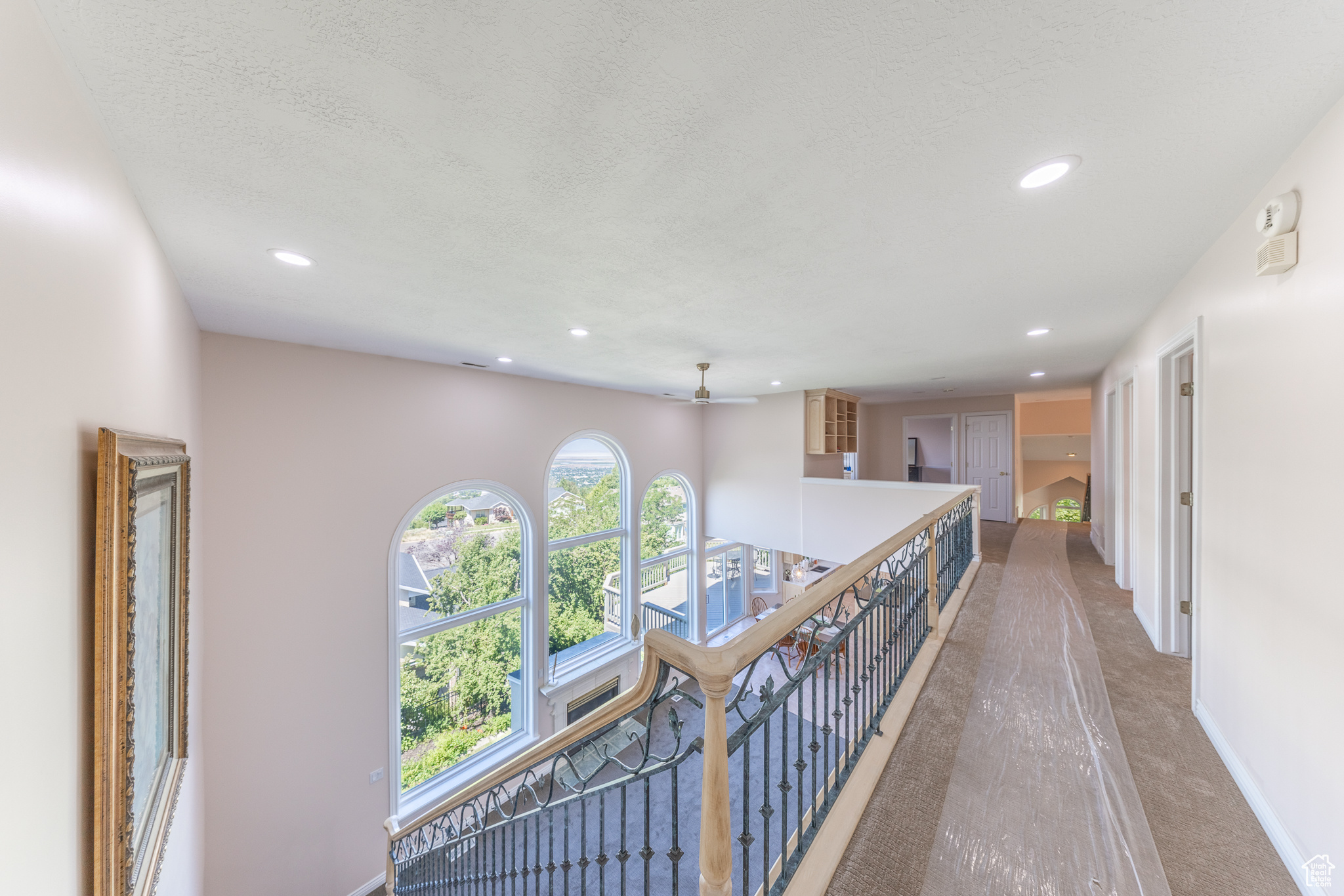 GRANADA HILLS - Residential