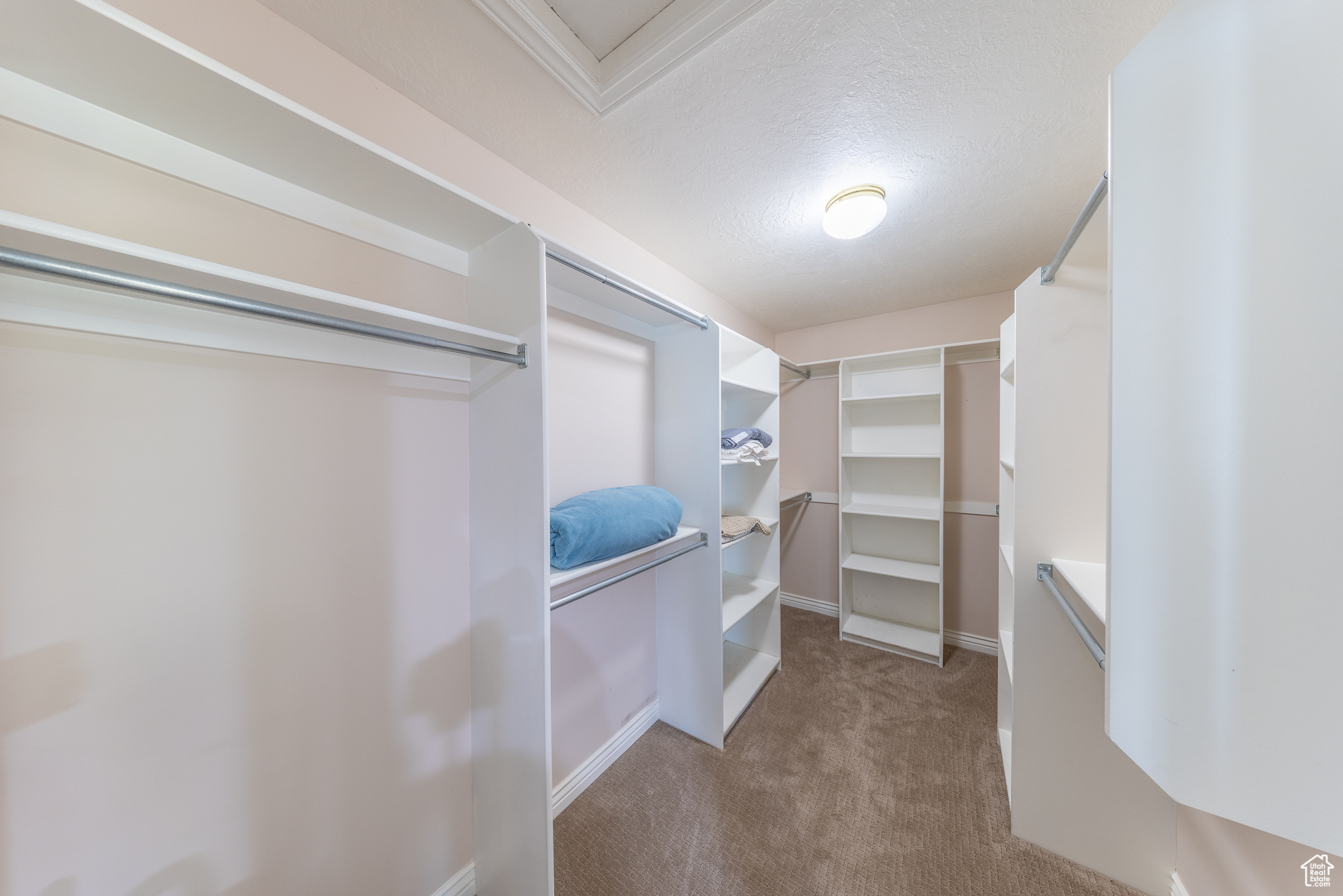 GRANADA HILLS - Residential