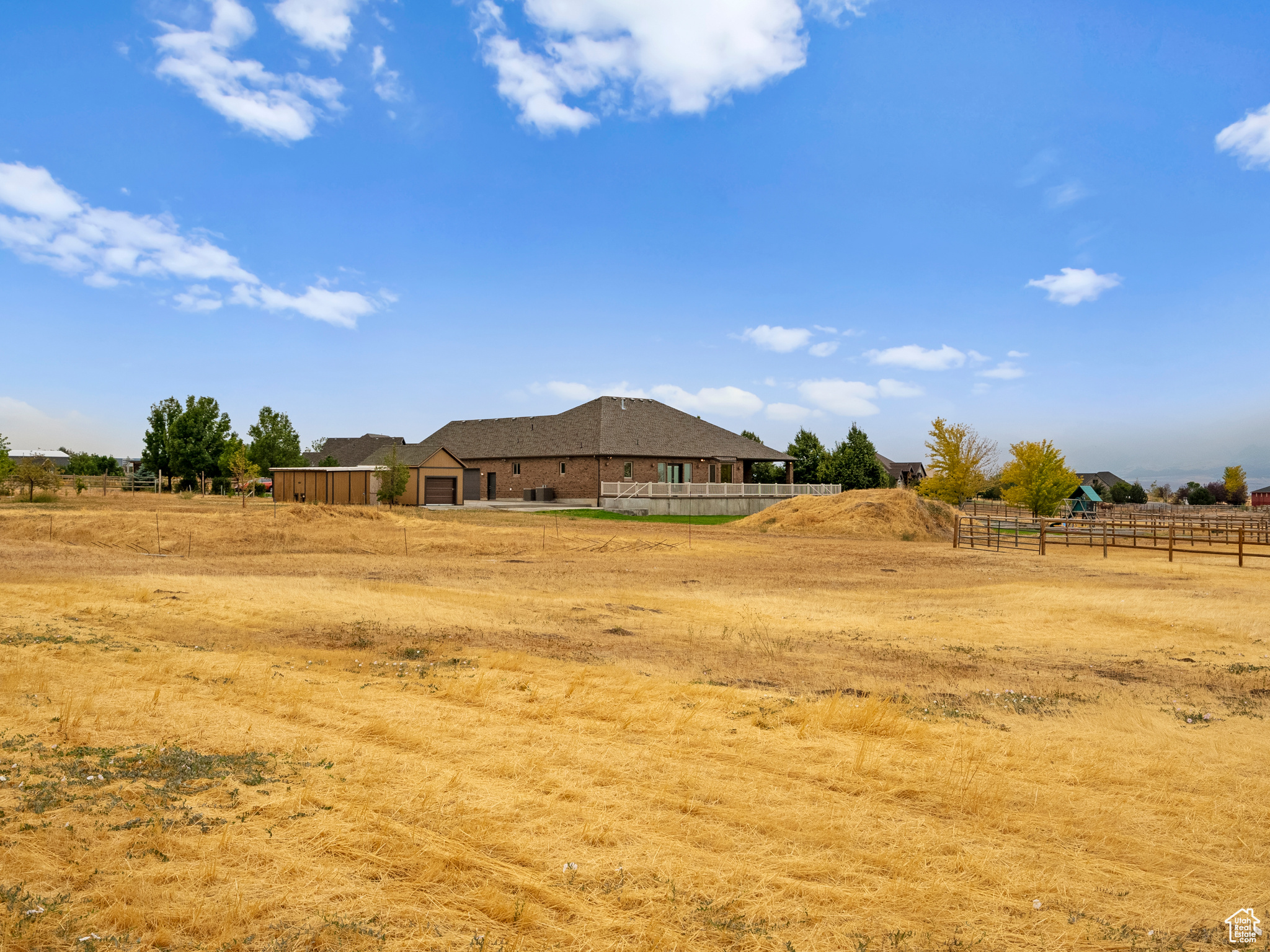 BROOKFIELD ESTATES - Residential