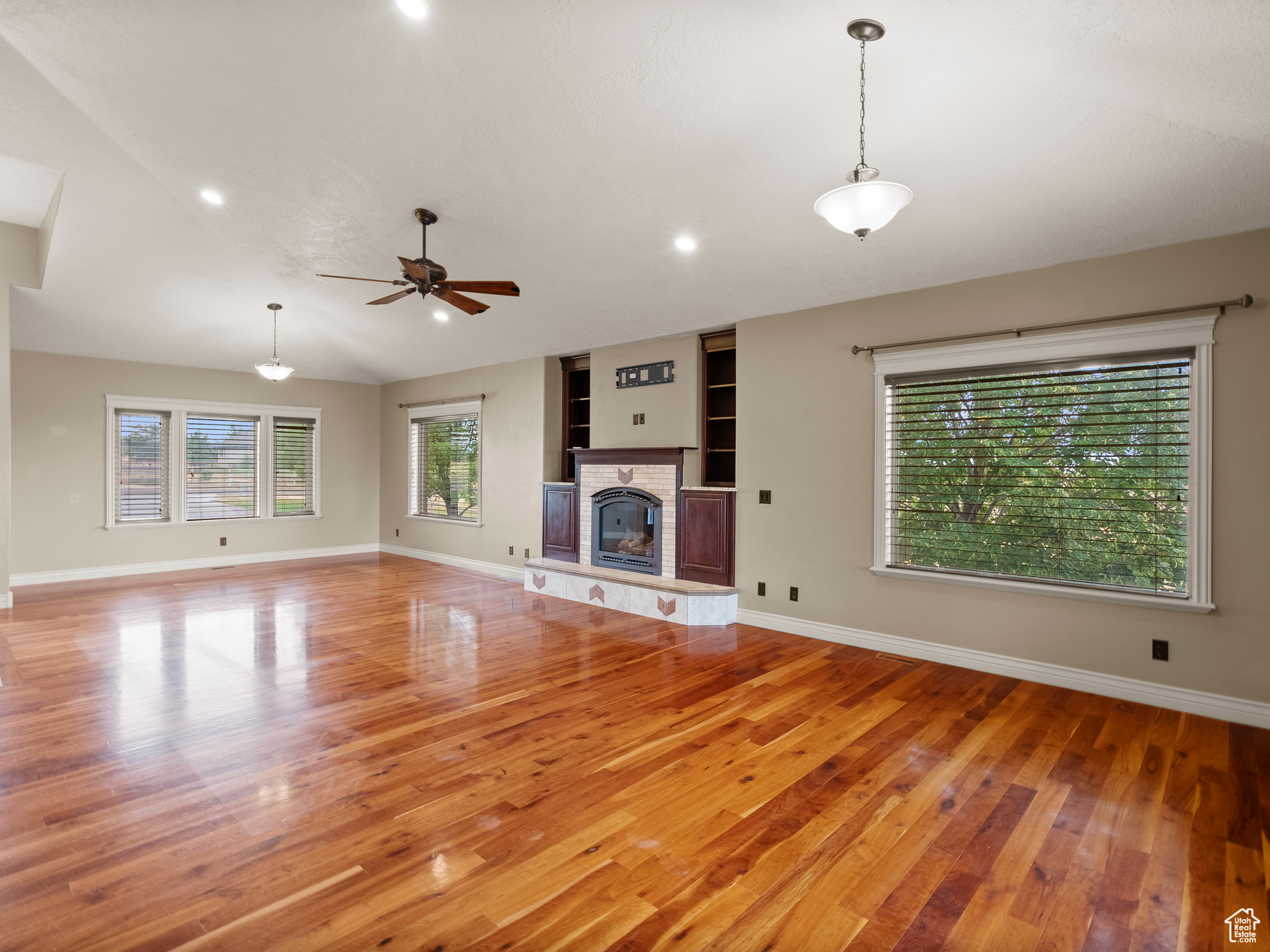 BROOKFIELD ESTATES - Residential