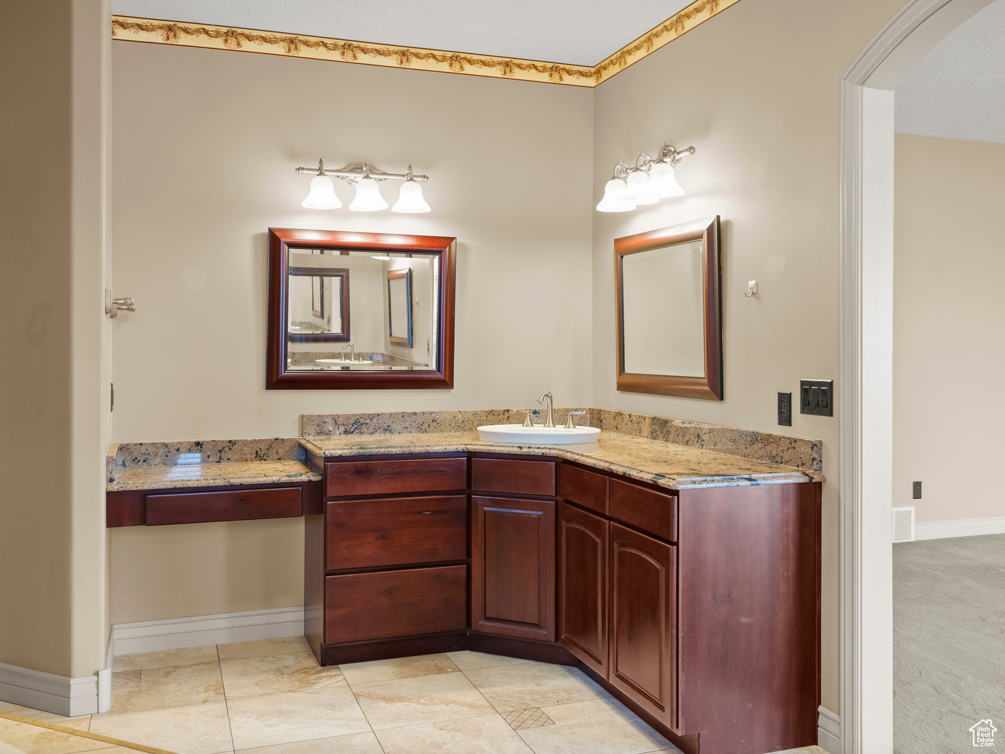 BROOKFIELD ESTATES - Residential