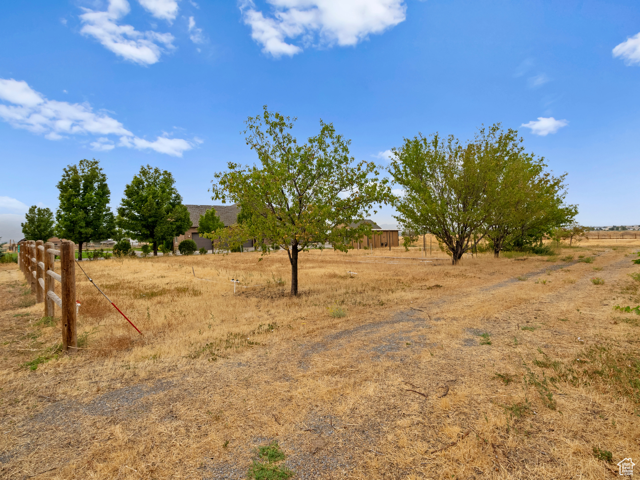 BROOKFIELD ESTATES - Residential